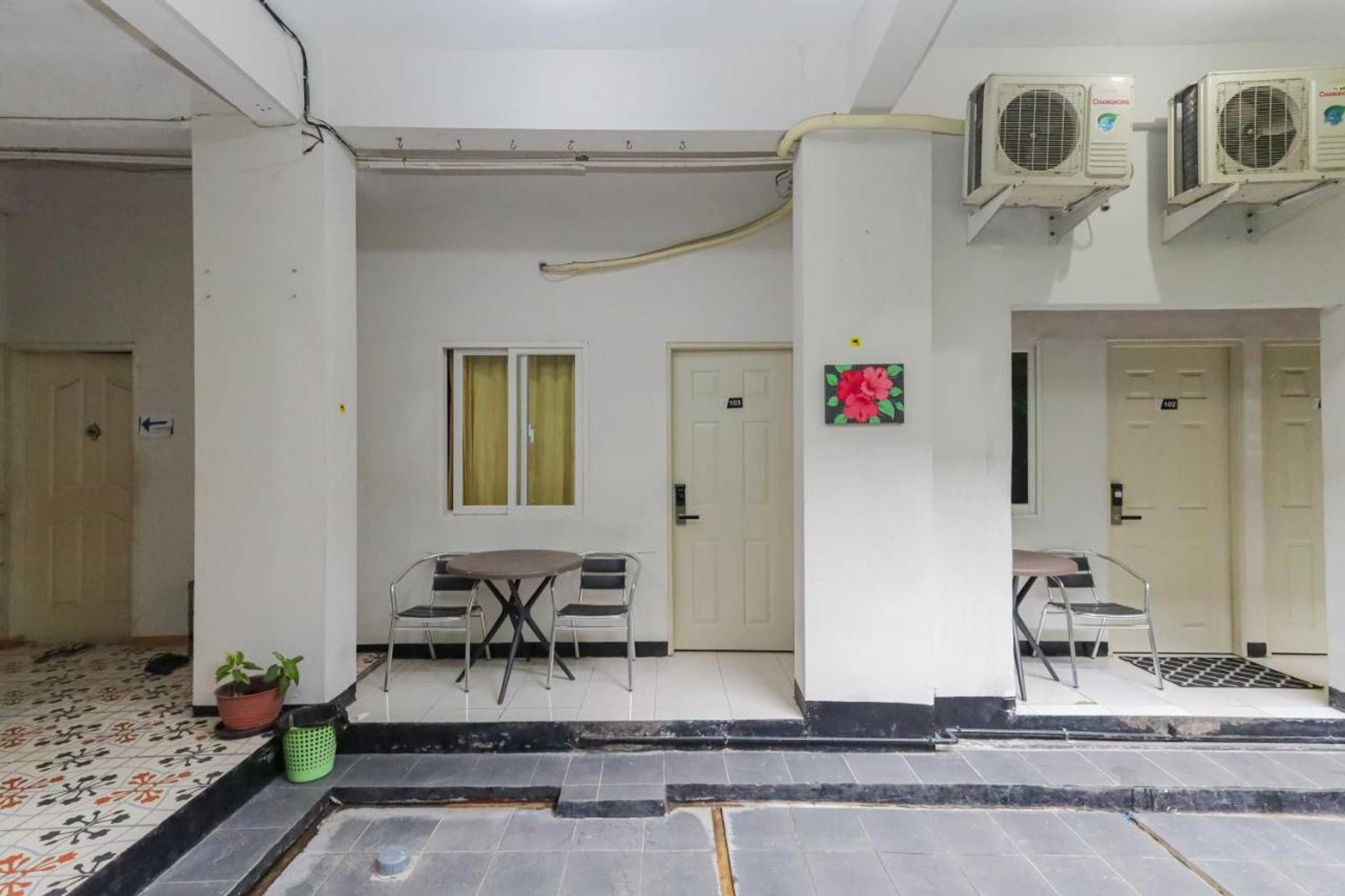 Gift card for Urbanview Hotel Syariah Near Gelora Delta Sidoarjo