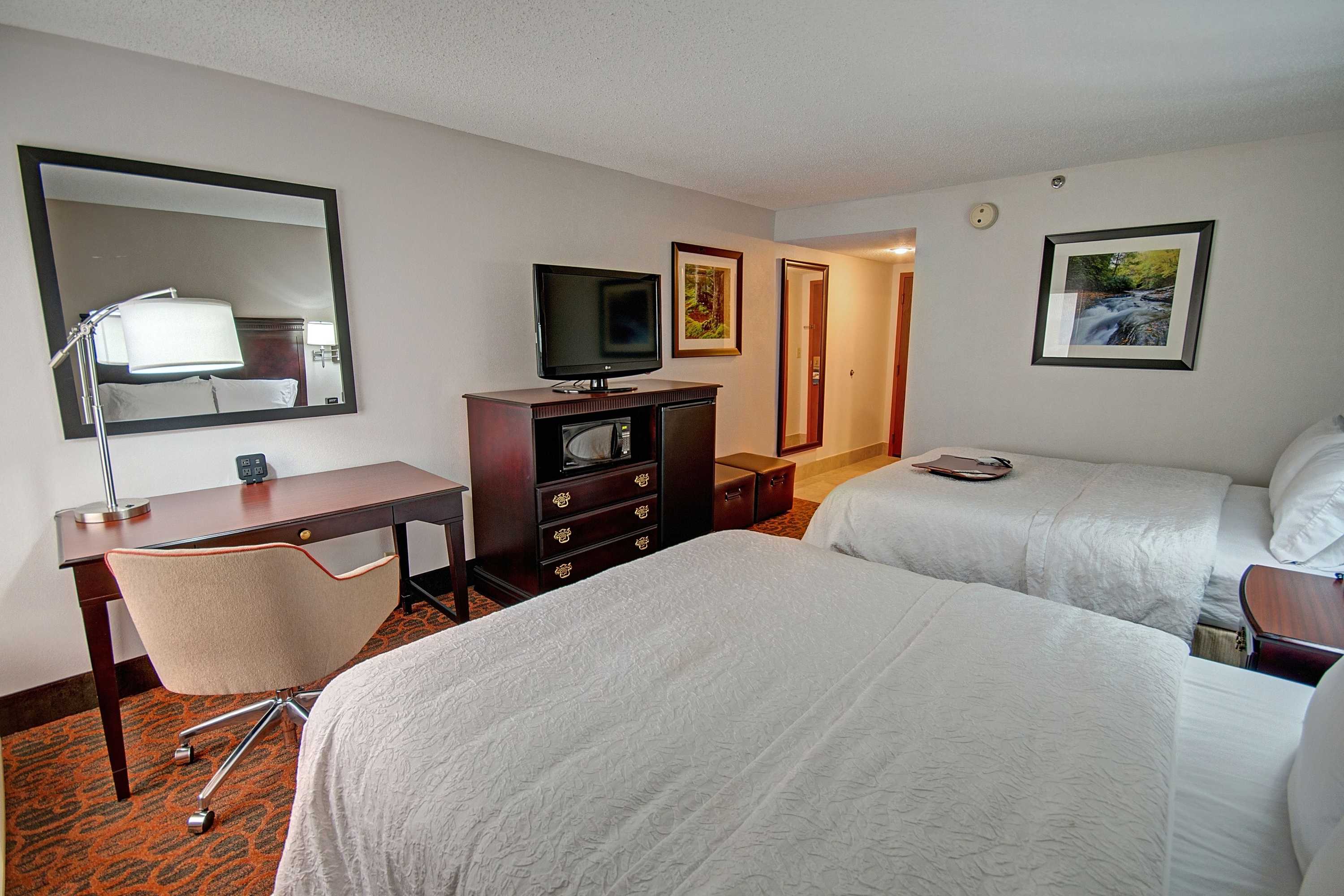 Gift card for Hampton Inn Parkersburg-Mineral Wells Gift card for Hampton Inn Parkersburg-Mineral Wells