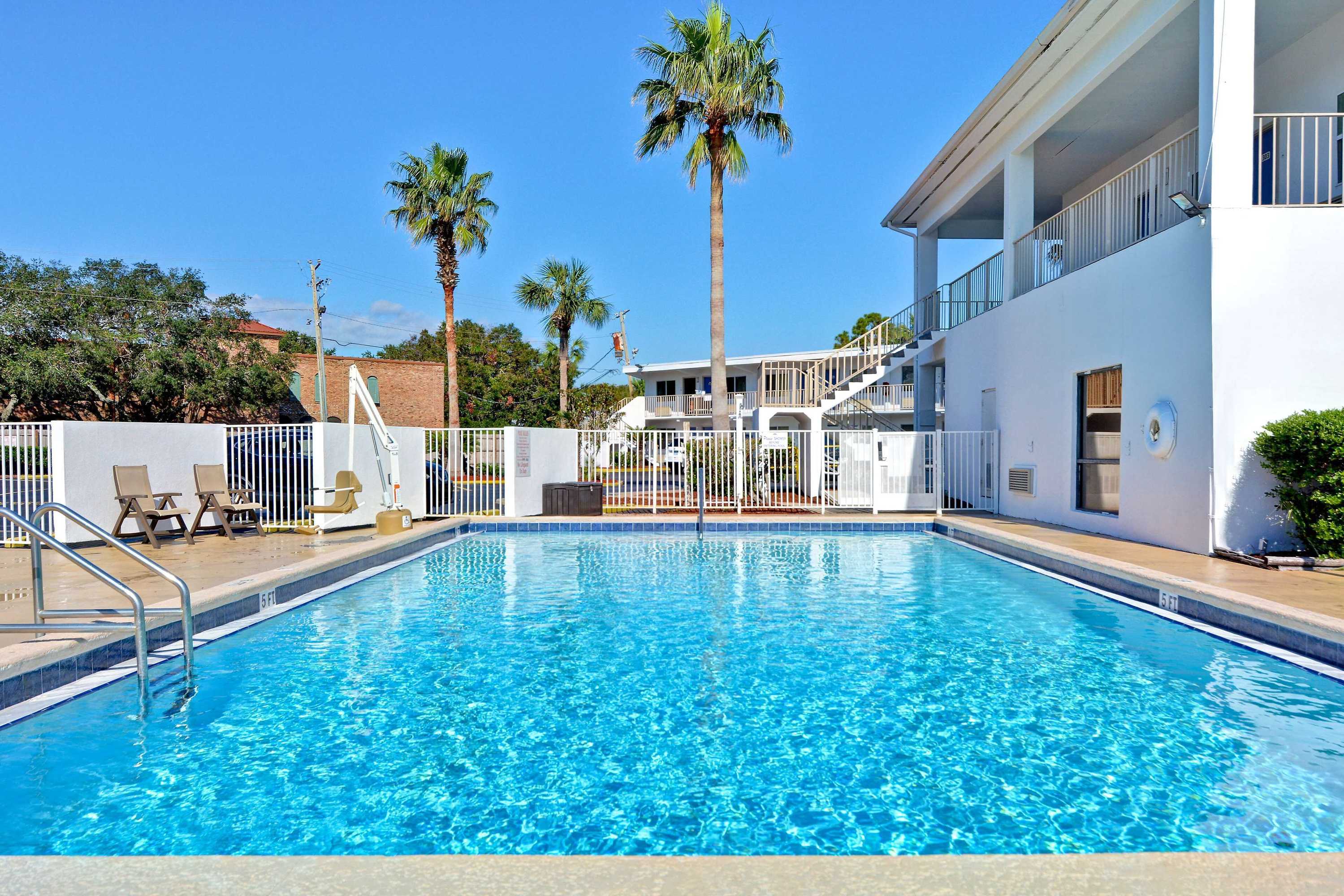 Gift card for Motel 6 Destin, FL