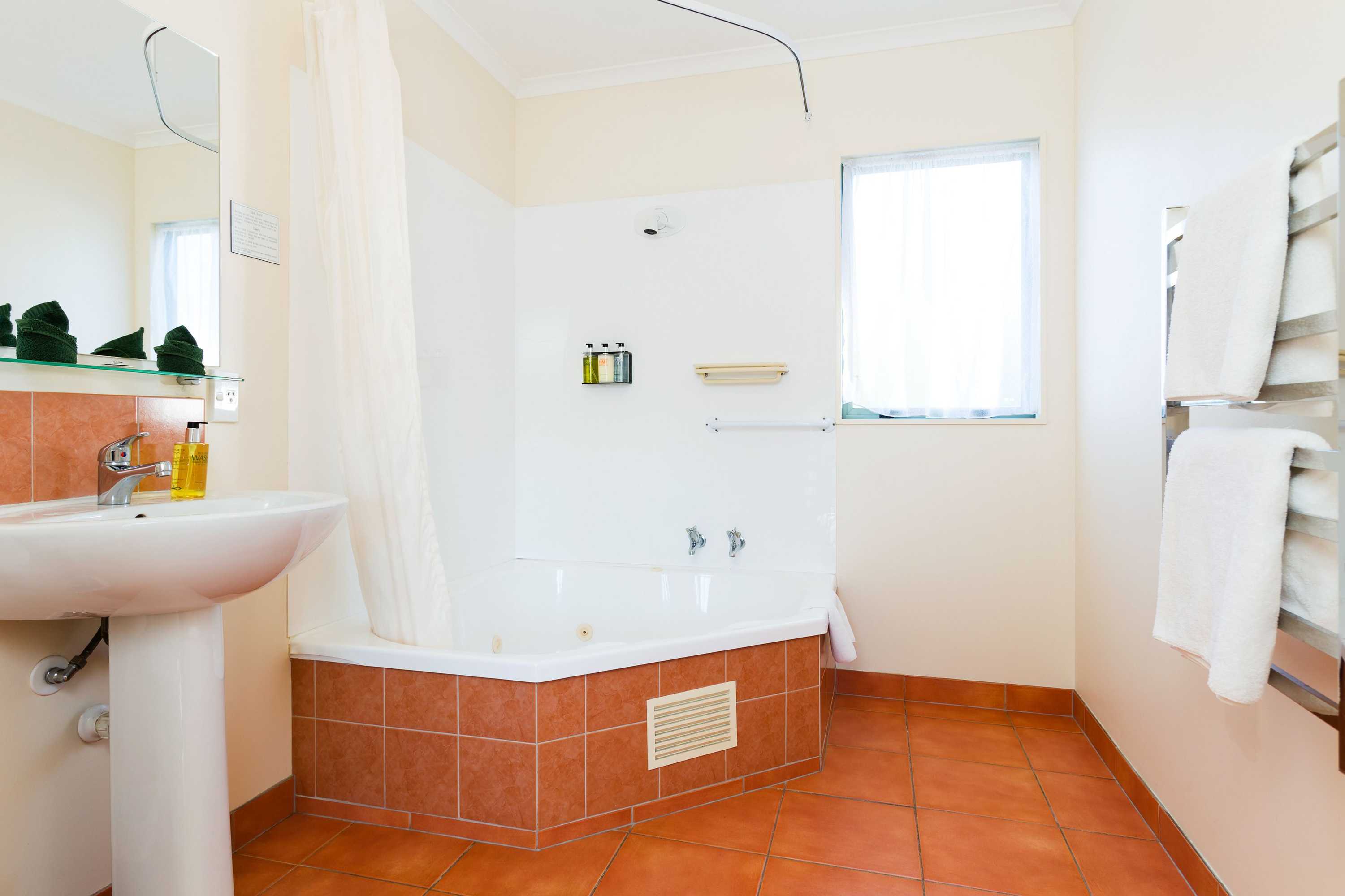 Gift card for Elliotts Kapiti Coast Motor Lodge Gift card for Elliotts Kapiti Coast Motor Lodge