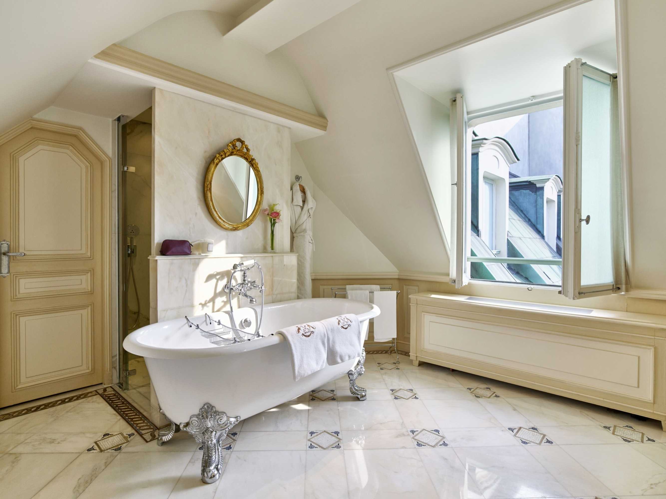 Gift card for Le Meurice - Dorchester Collection Gift card for Le Meurice - Dorchester Collection