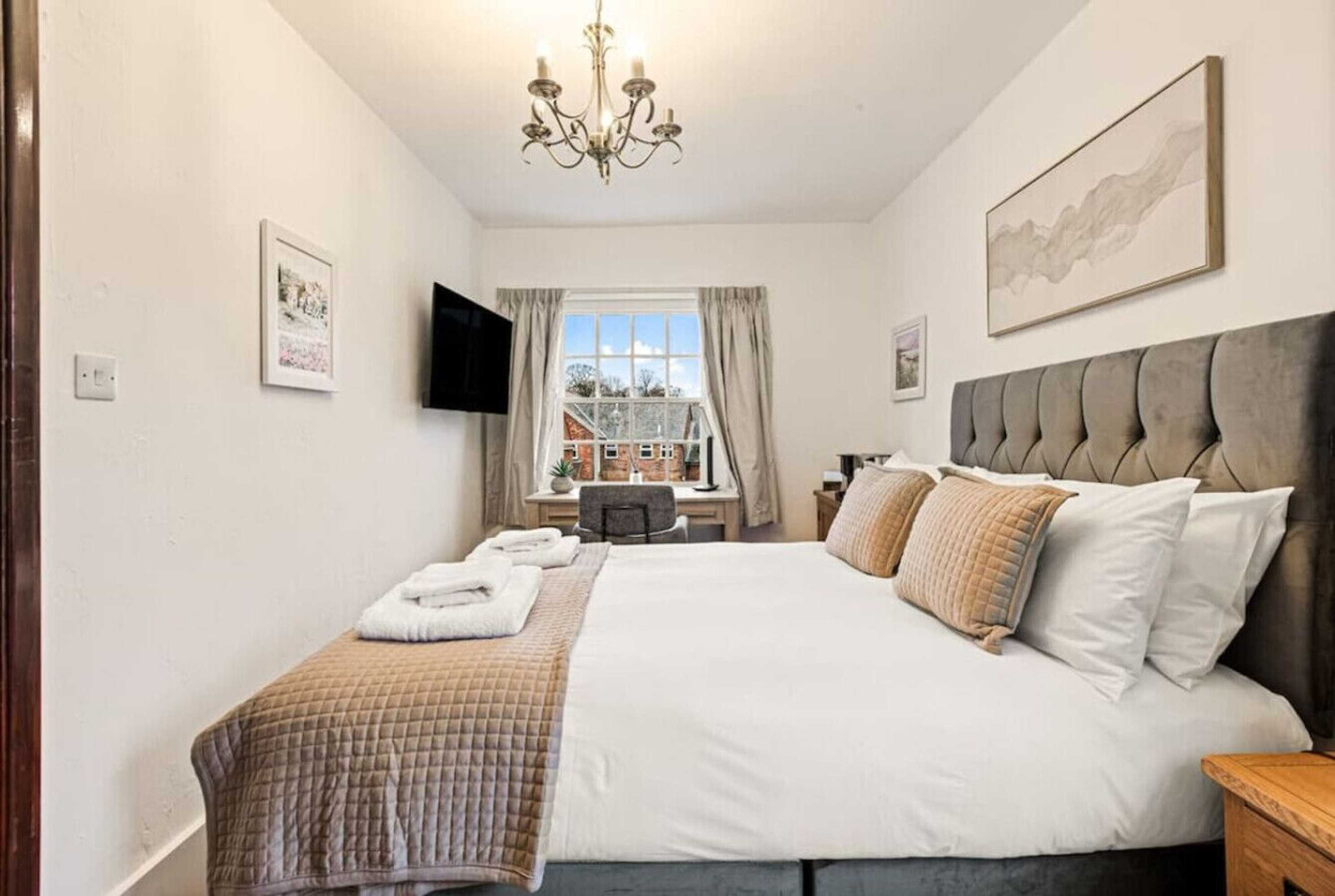 Gift card for The George Inn Hotel Rooms - Room 6