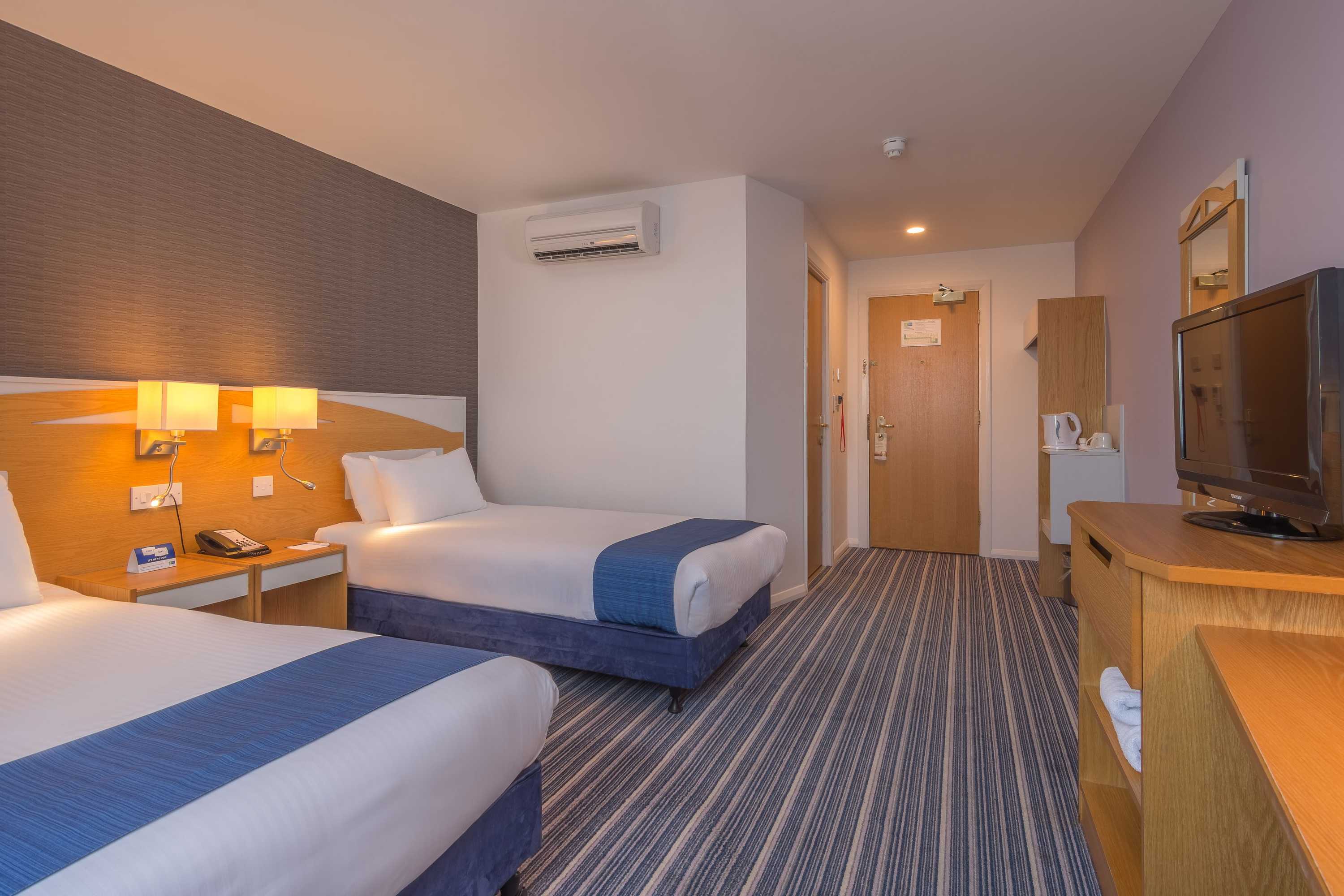 Gift card for Holiday Inn Express Birmingham - Castle Bromwich by Ihg Gift card for Holiday Inn Express Birmingham - Castle Bromwich by Ihg