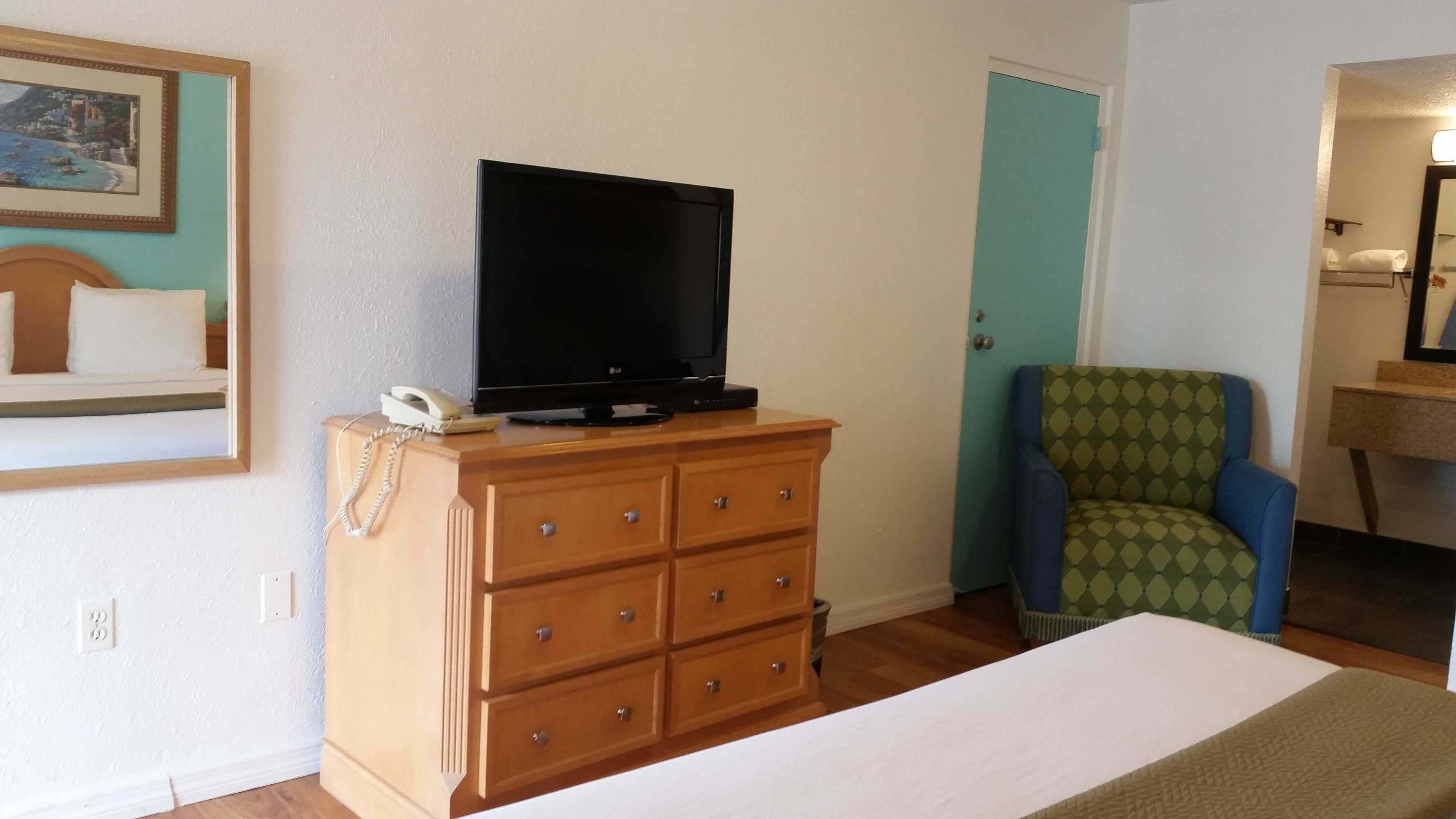 Gift card for Rodeway Inn Clearwater - Central Gift card for Rodeway Inn Clearwater - Central