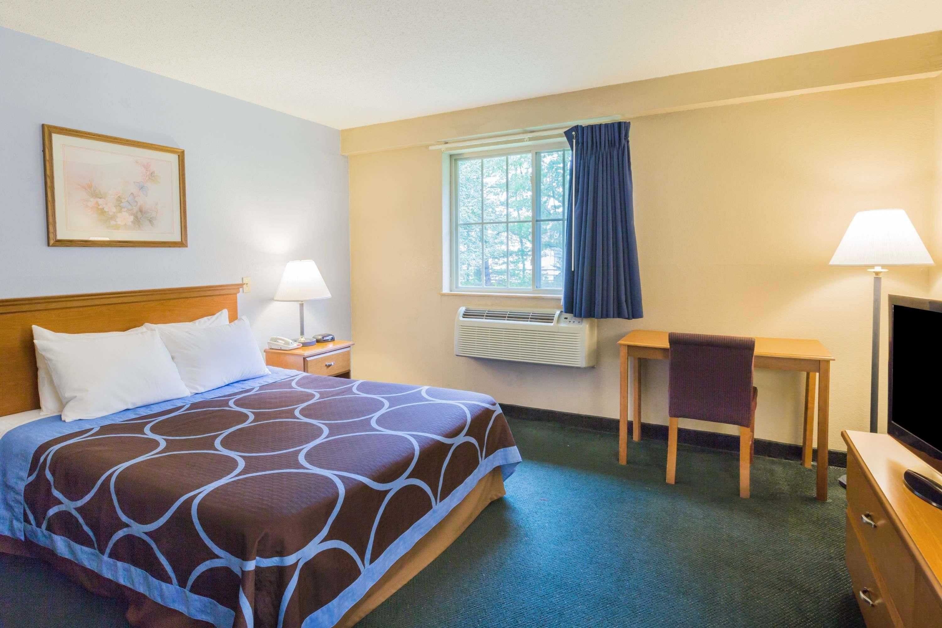 Gift card for Super 8 by Wyndham East Stroudsburg/poconos Gift card for Super 8 by Wyndham East Stroudsburg/poconos