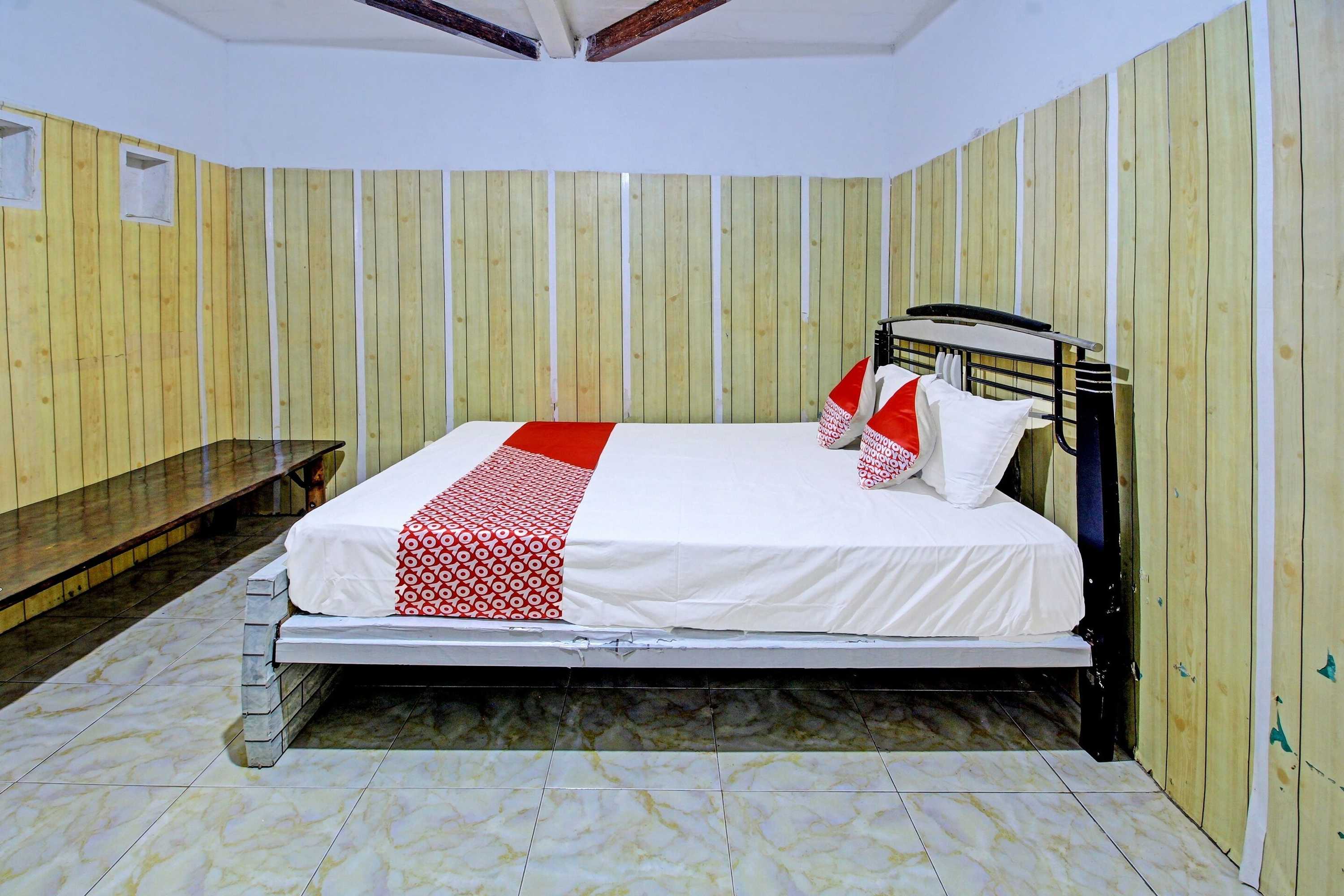 Gift card for Oyo 3012 Coupis Guesthouse Syariah Gift card for Oyo 3012 Coupis Guesthouse Syariah
