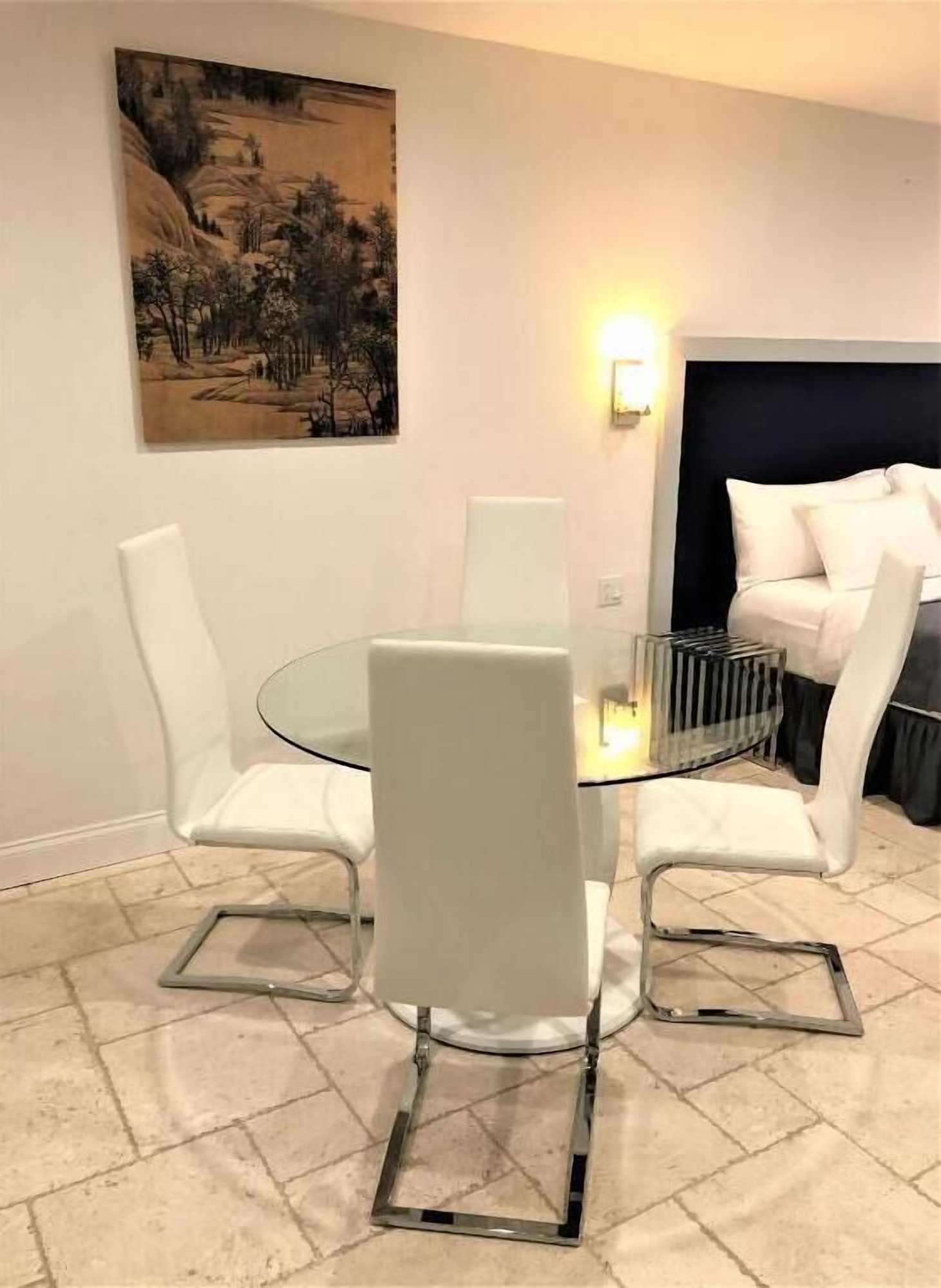 Gift card for The Crystal Manatee