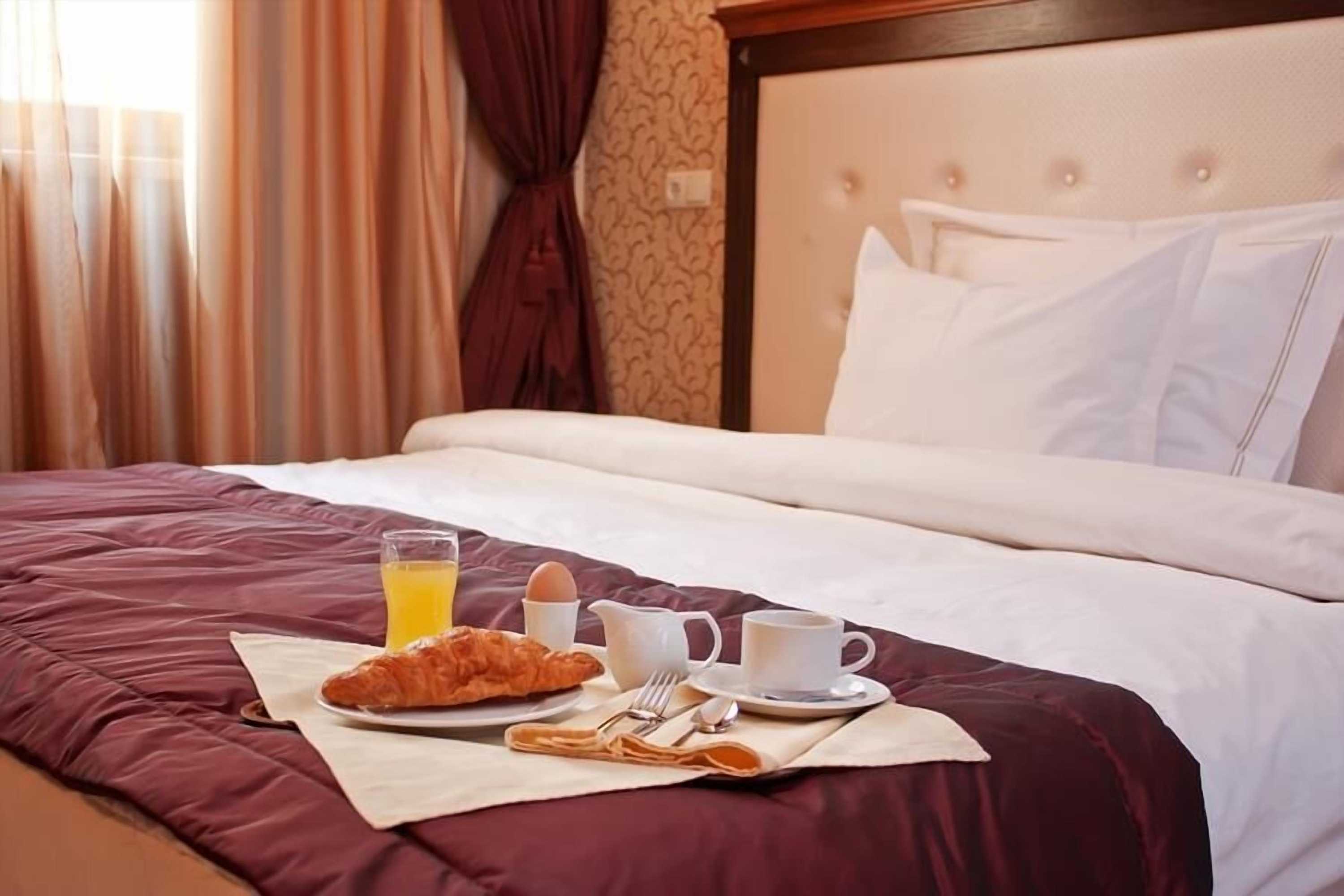 Gift card for Best Western Plus Bristol Hotel Gift card for Best Western Plus Bristol Hotel