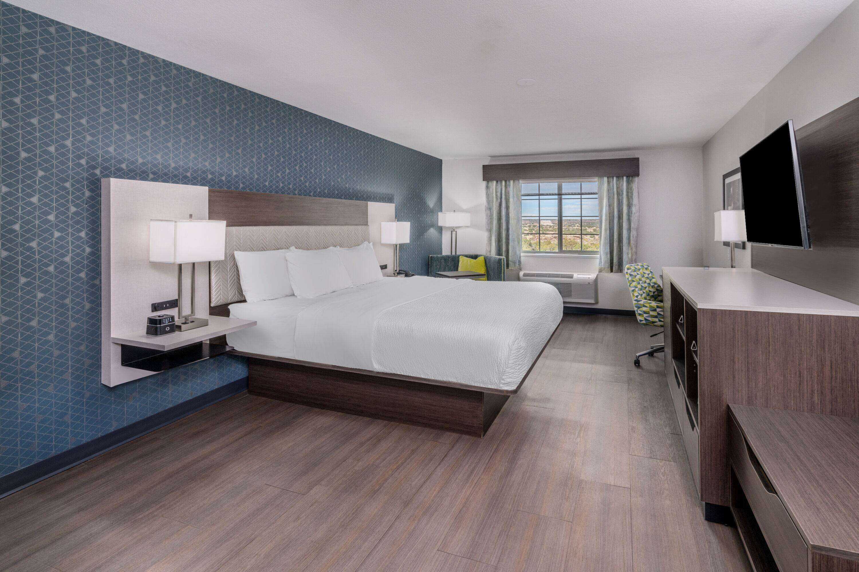 Gift card for La Quinta Inn & Suites by Wyndham Santa Rosa Gift card for La Quinta Inn & Suites by Wyndham Santa Rosa