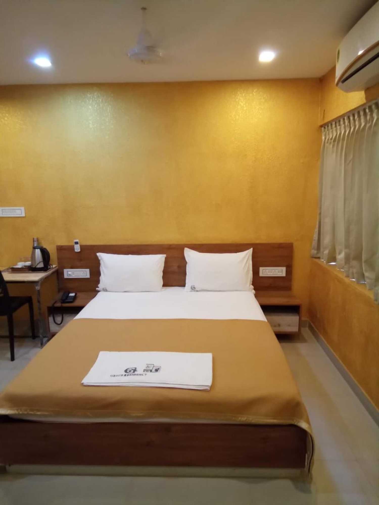 Gift card for Grace Residency