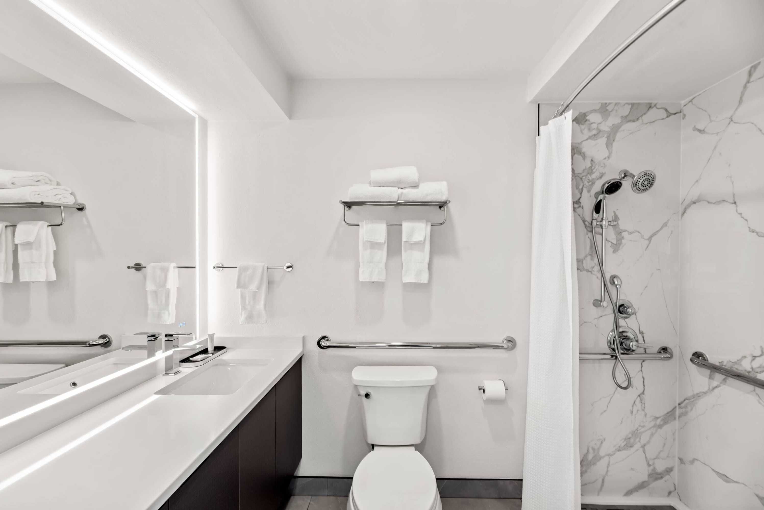 Gift card for Clarion Pointe