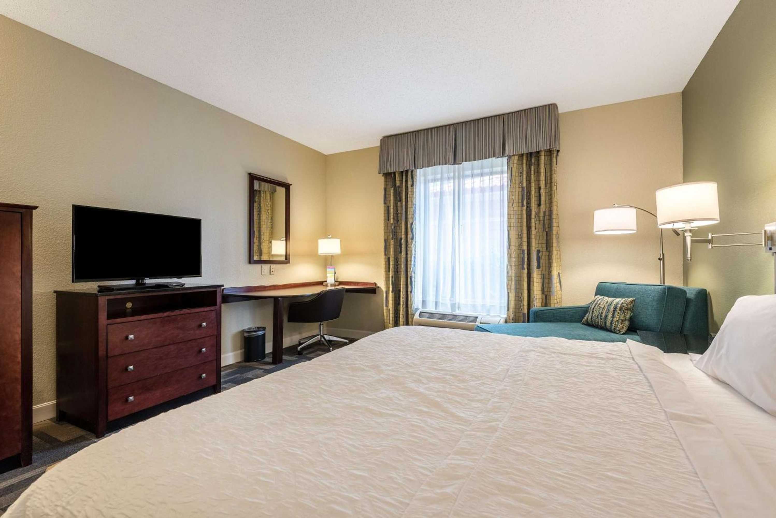 Gift card for Hampton Inn & Suites Orlando-South Lake Buena Vista Gift card for Hampton Inn & Suites Orlando-South Lake Buena Vista