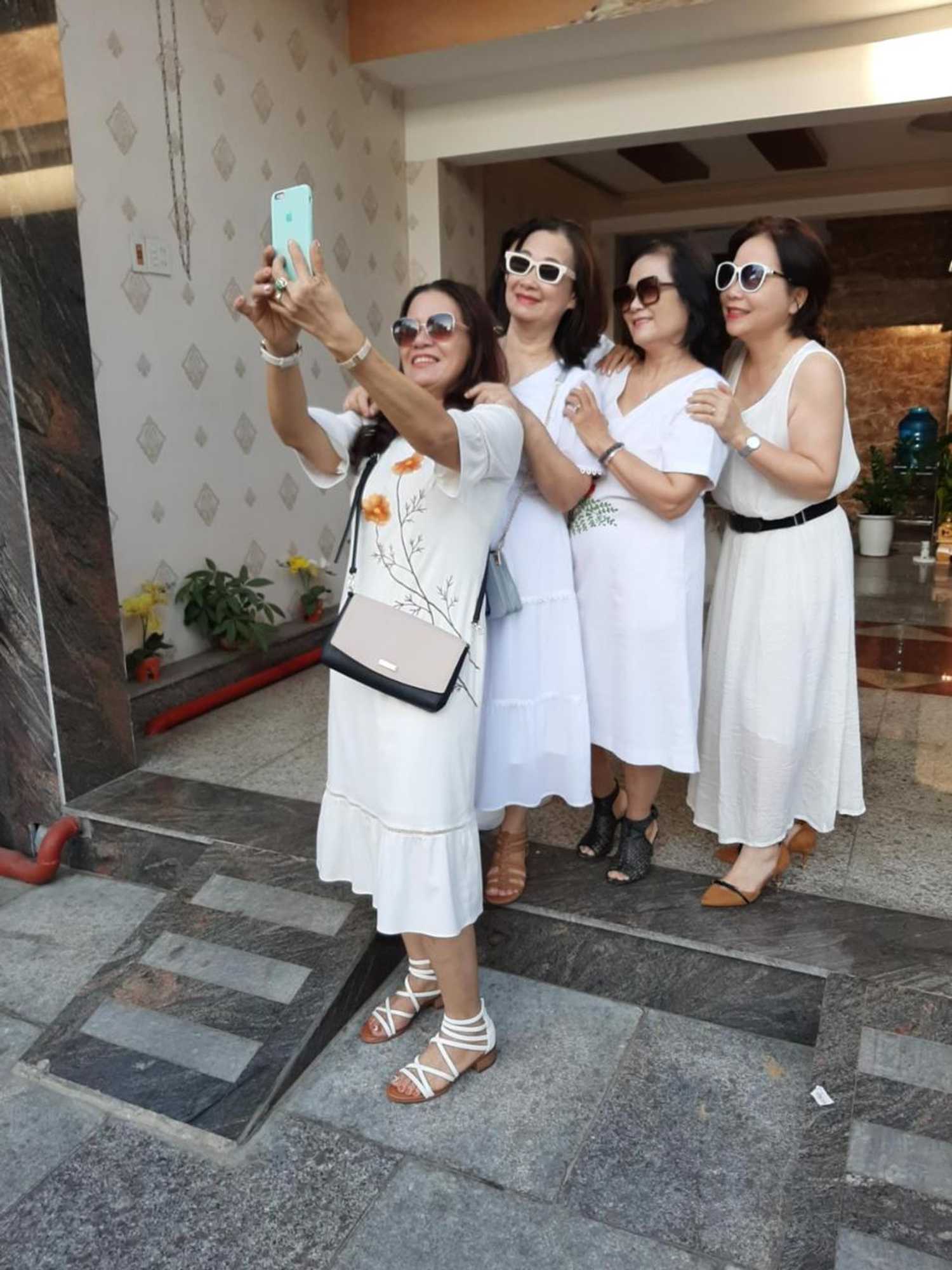 Gift card for Khách Sạn Ngọc Thương