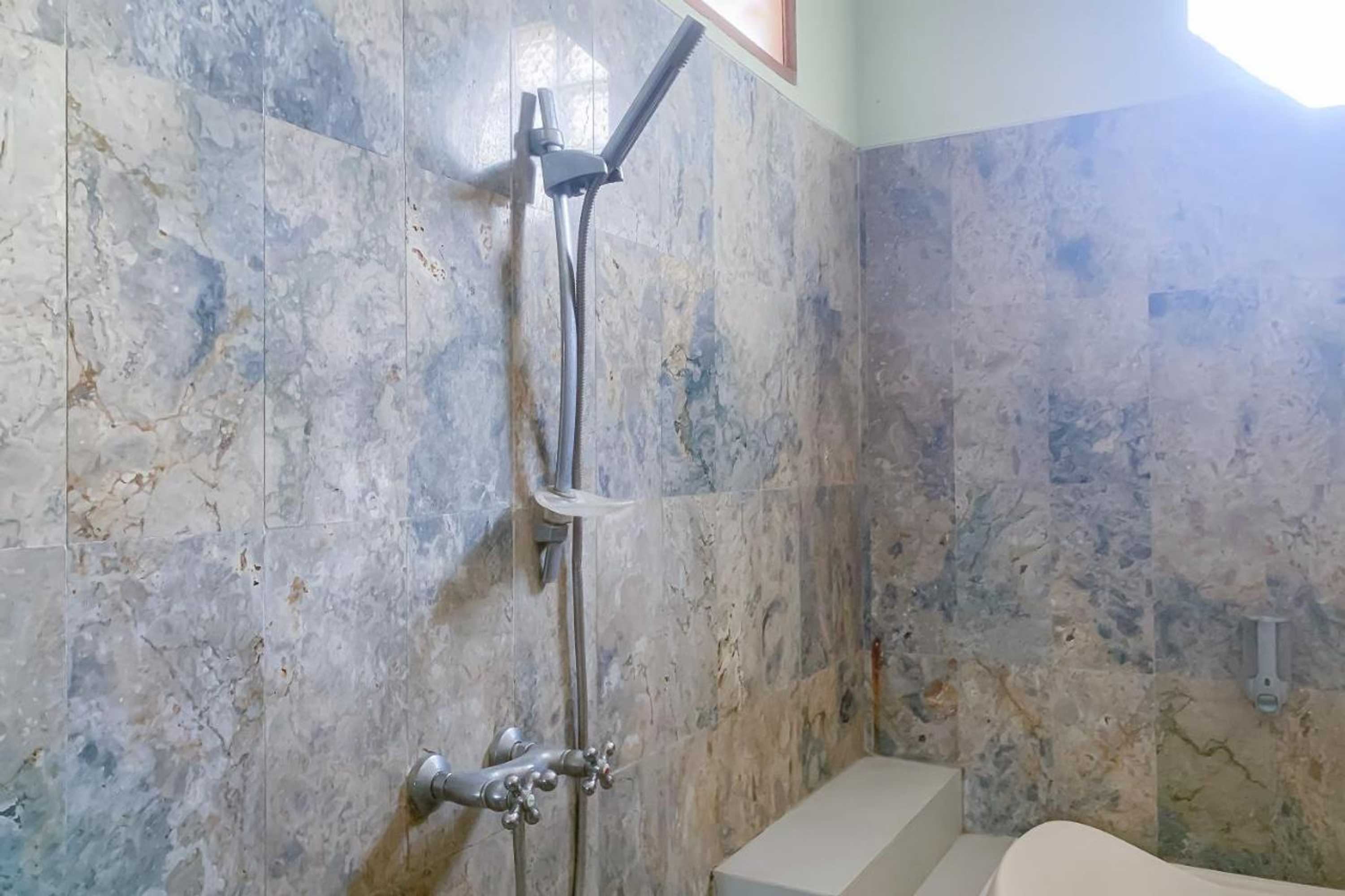 Gift card for Reddoorz Resort Hotel Anb Pameungpeuk Garut