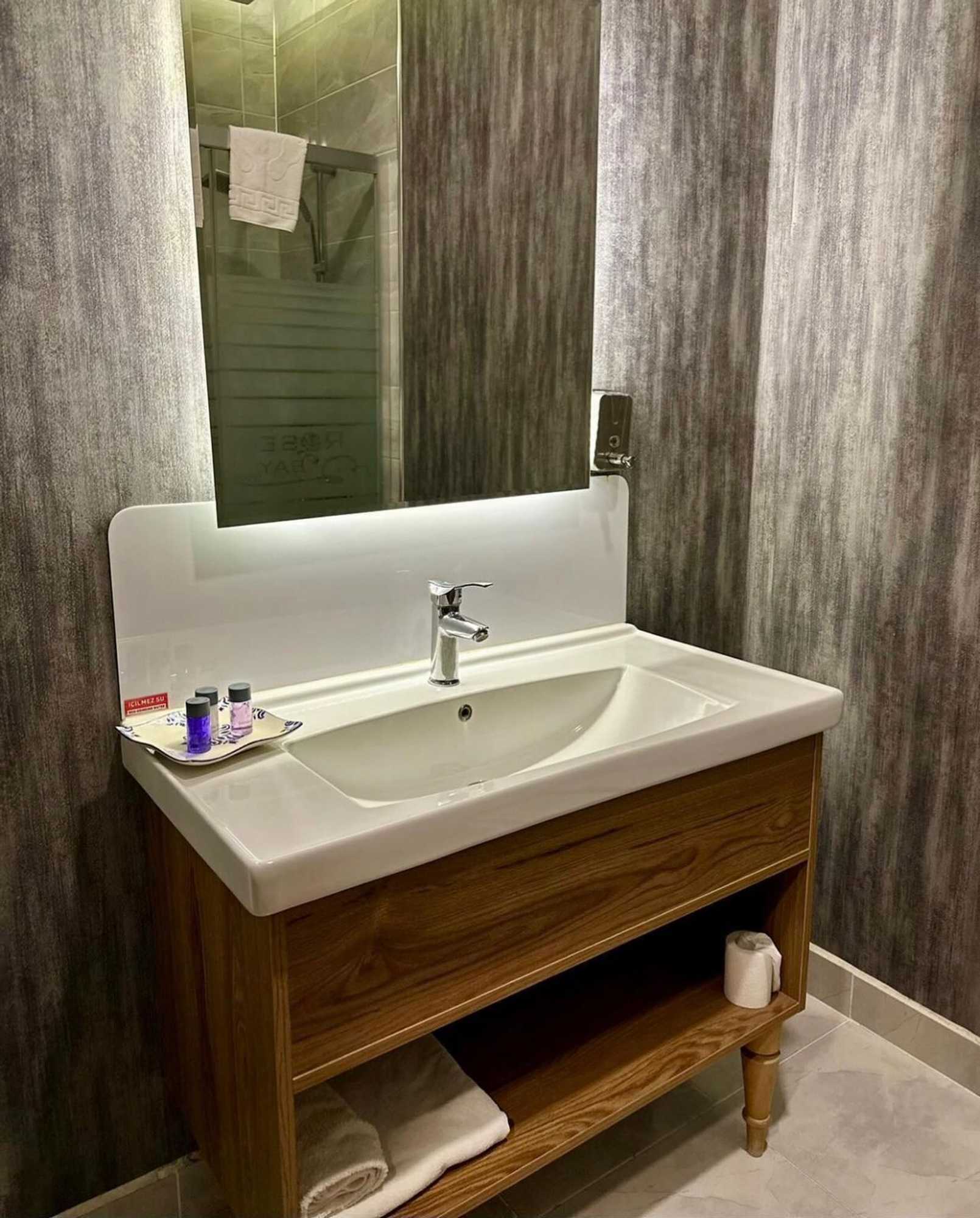 Gift card for Golden Rose Deluxe Hotel