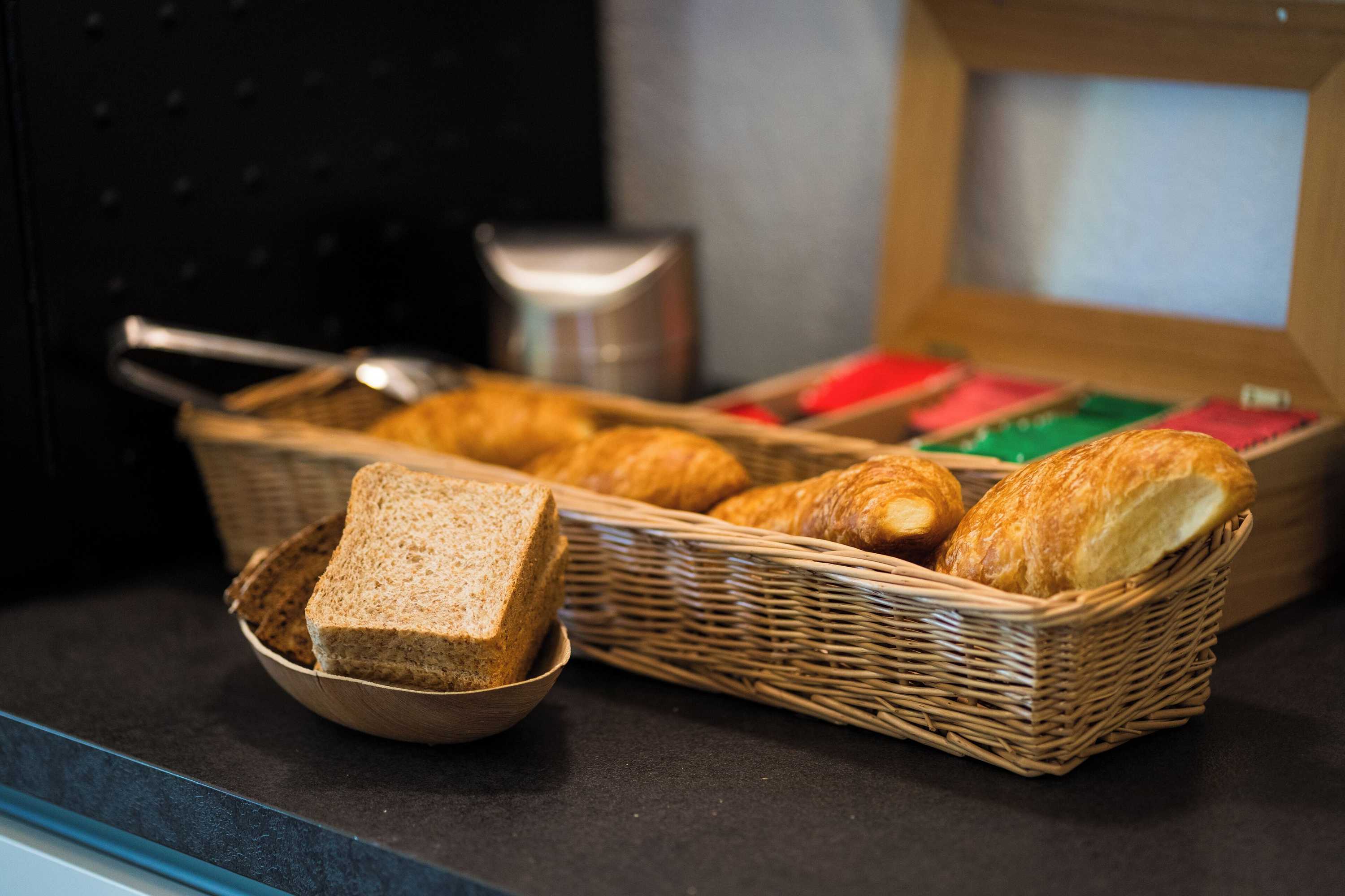 Gift card for B&b Outlet Hotel – Metzingen – Bad Urach - Free Parking