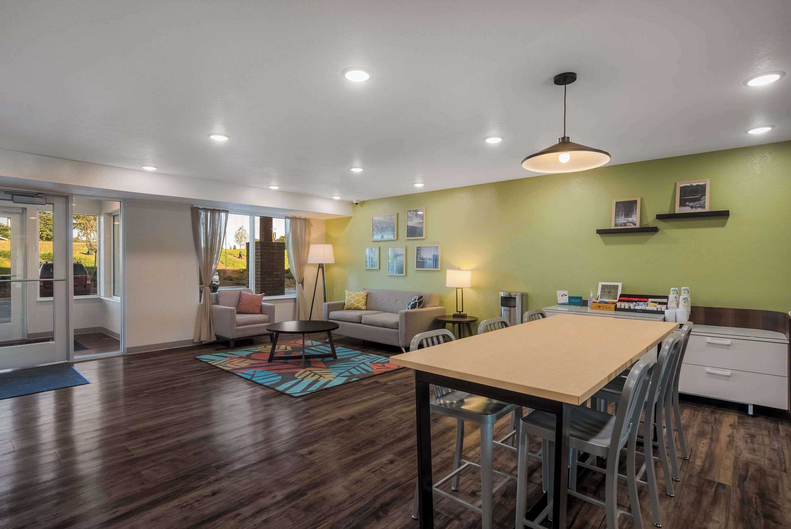 Gift card for Woodspring Suites Milwaukee - Menomonee Falls Gift card for Woodspring Suites Milwaukee - Menomonee Falls