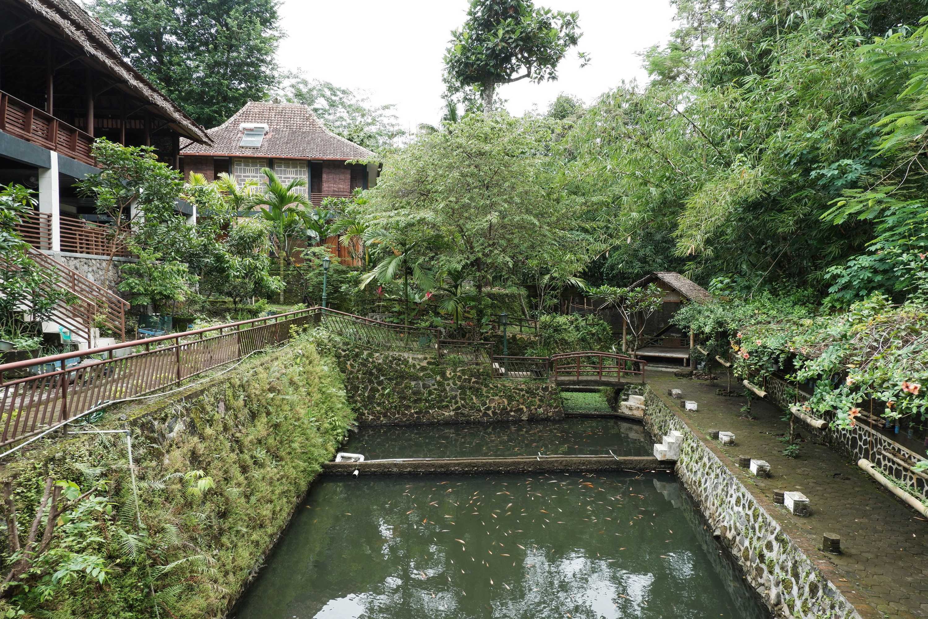 Gift card for Collection O 550 Kebon Krapyak Cottage Syariah Gift card for Collection O 550 Kebon Krapyak Cottage Syariah