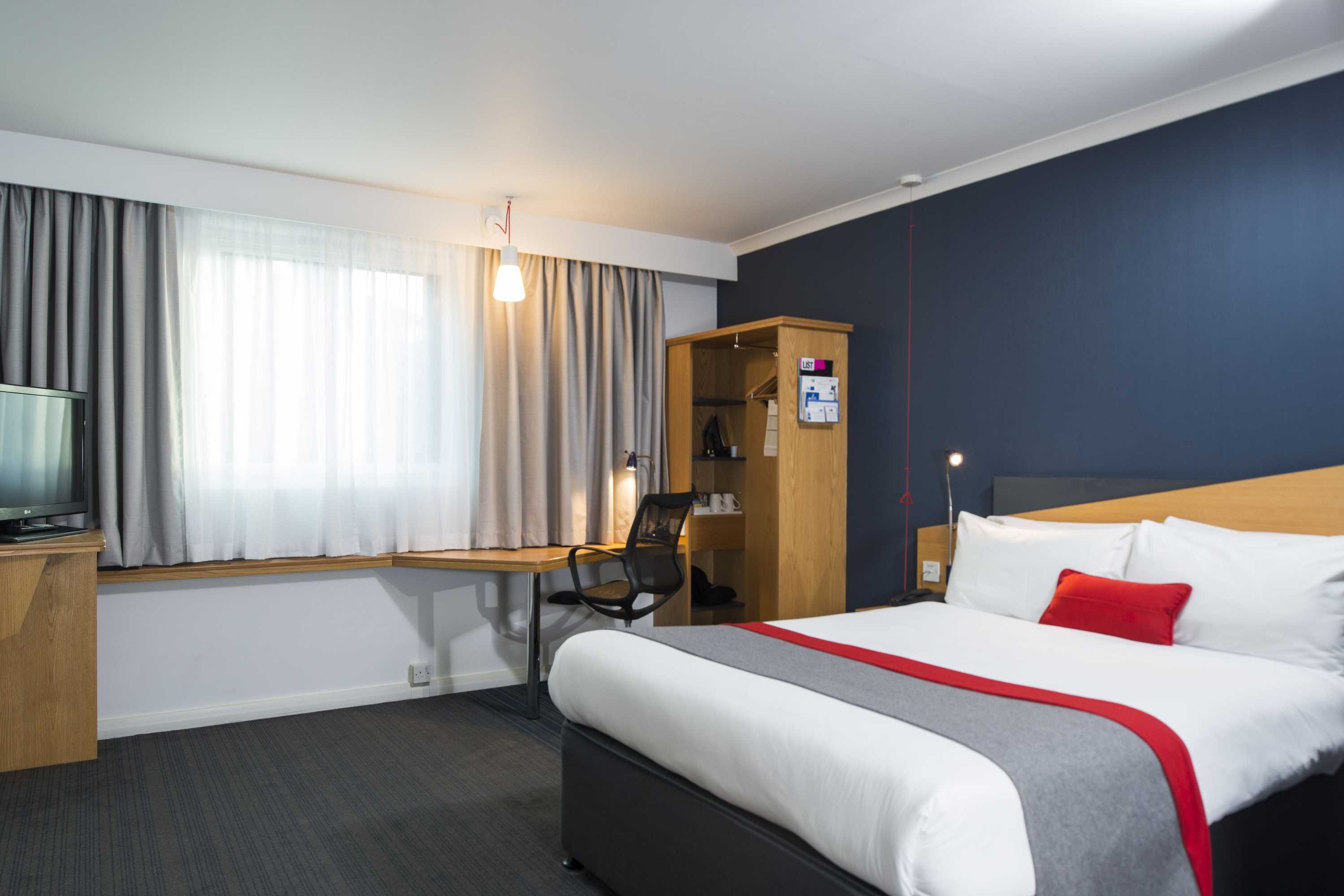 Gift card for Holiday Inn Express Stirling by Ihg Gift card for Holiday Inn Express Stirling by Ihg