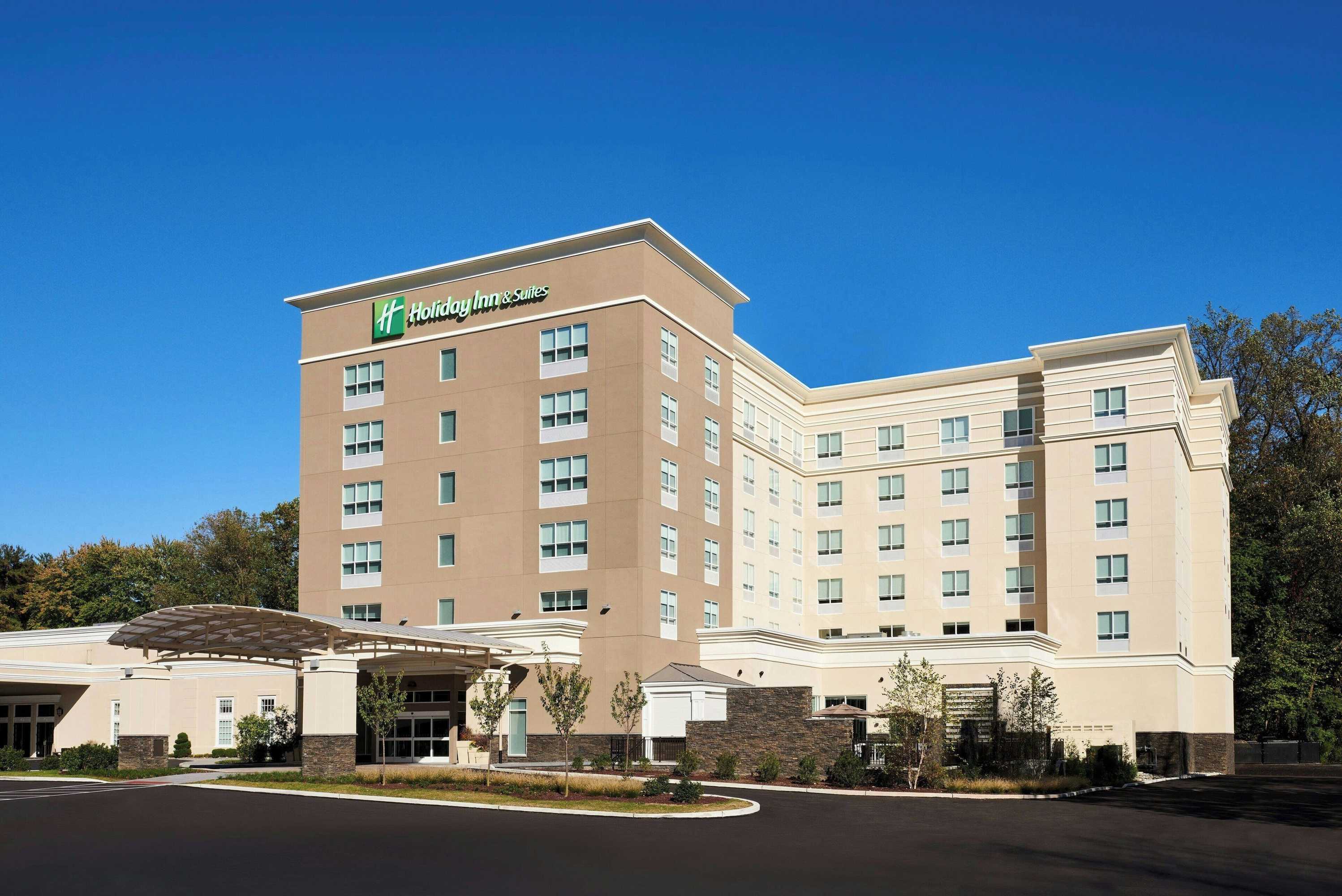 Gift card for Holiday Inn & Suites Philadelphia W - Drexel Hill by Ihg Gift card for Holiday Inn & Suites Philadelphia W - Drexel Hill by Ihg