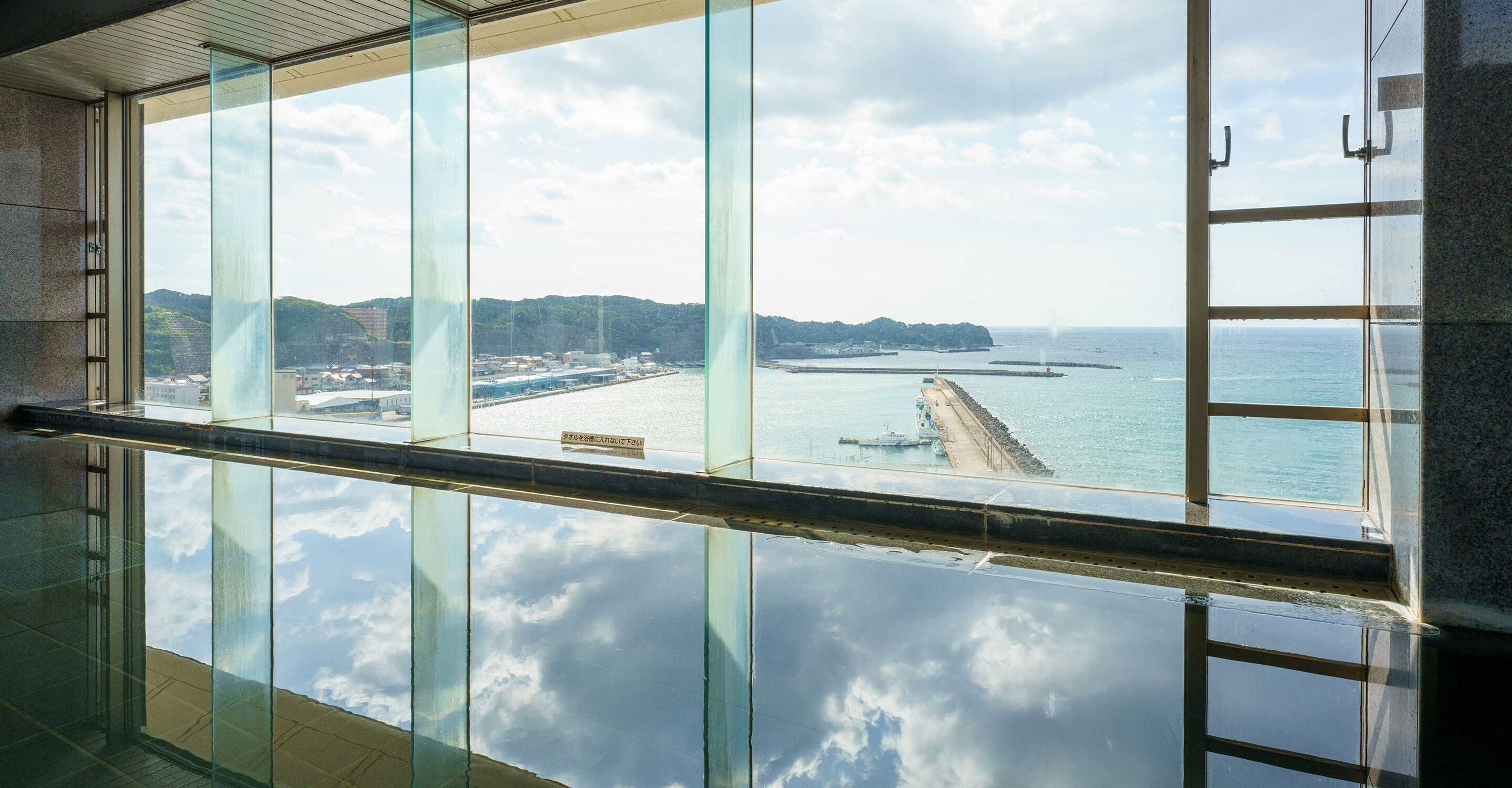 Gift card for Mikazuki Sea Park Hotel Katsuura Gift card for Mikazuki Sea Park Hotel Katsuura