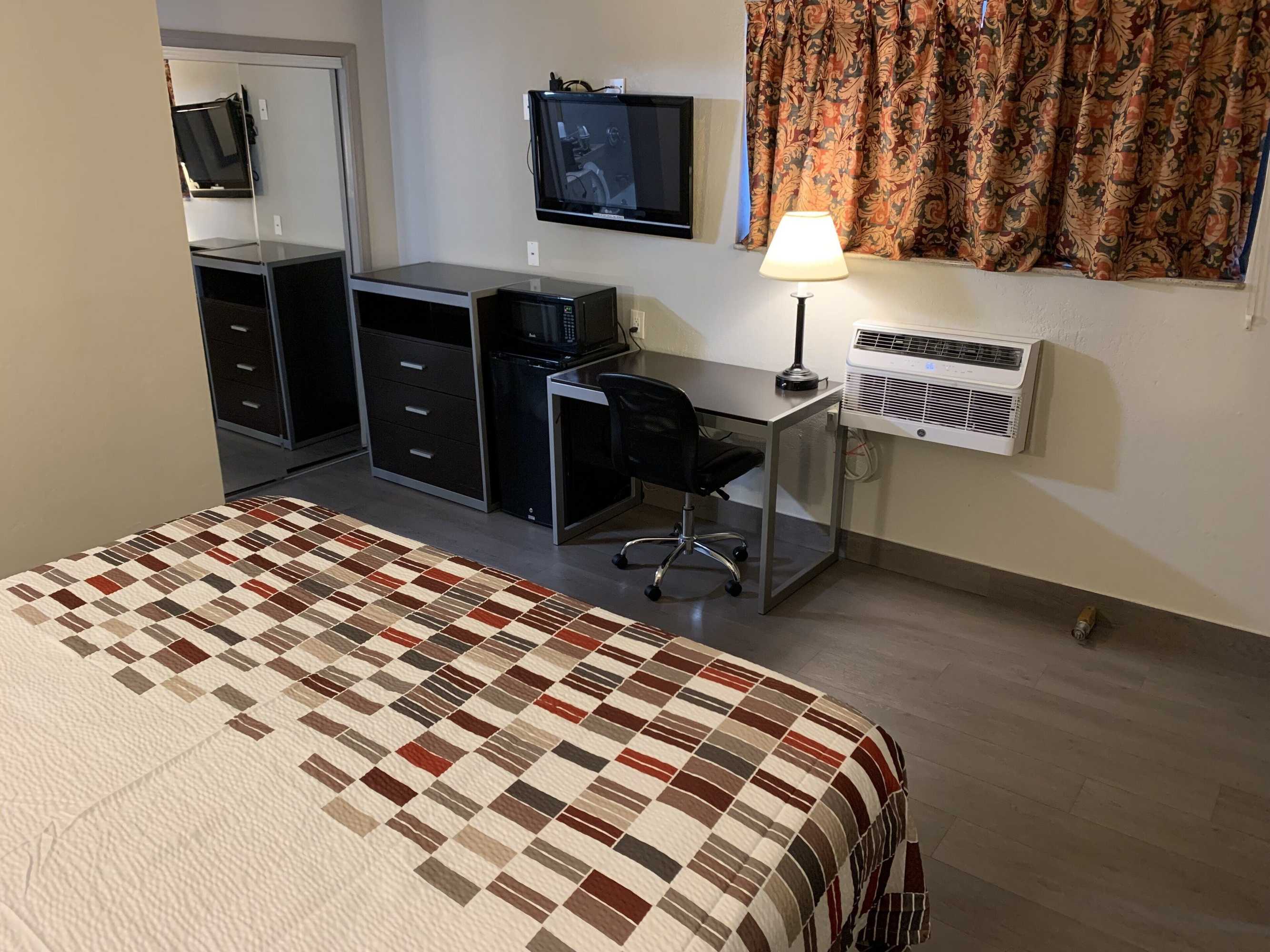 Gift card for Red Roof Inn Copiague Gift card for Red Roof Inn Copiague