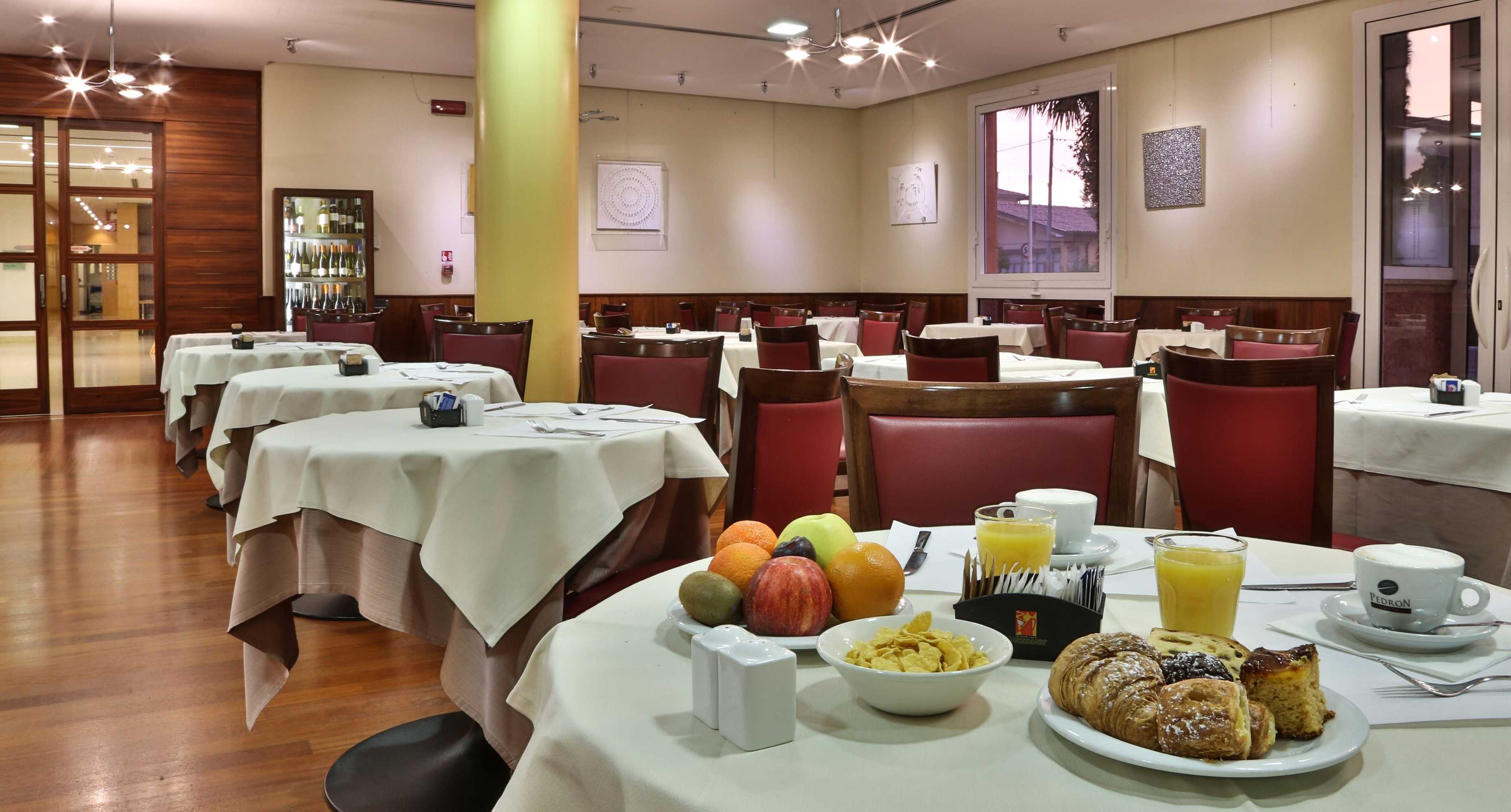 Gift card for Crowne Plaza Venice East by Ihg Gift card for Crowne Plaza Venice East by Ihg