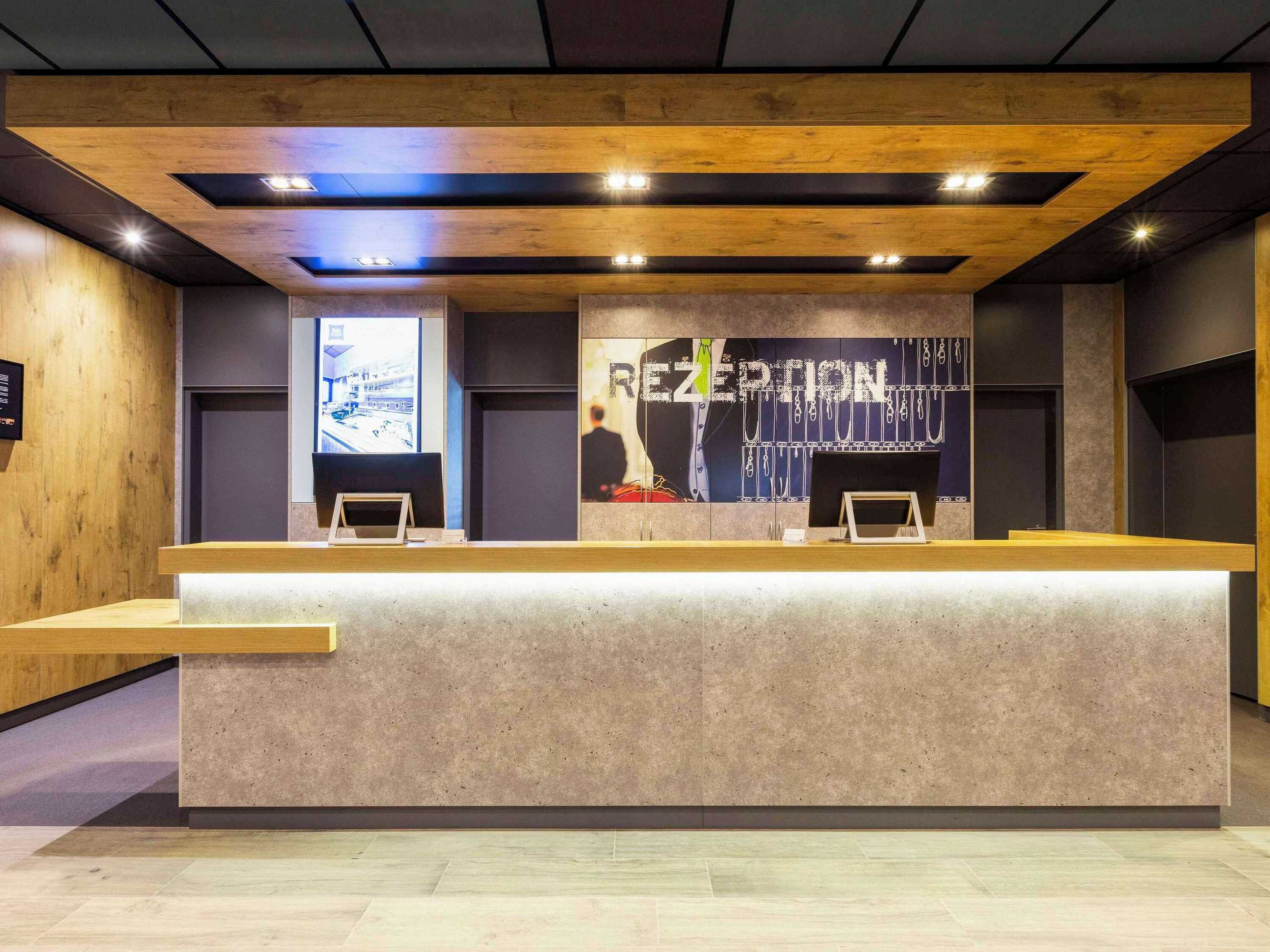 Gift card for Ibis Budget Ludwigsburg -Renoviert IN 2024!- Gift card for Ibis Budget Ludwigsburg -Renoviert IN 2024!-