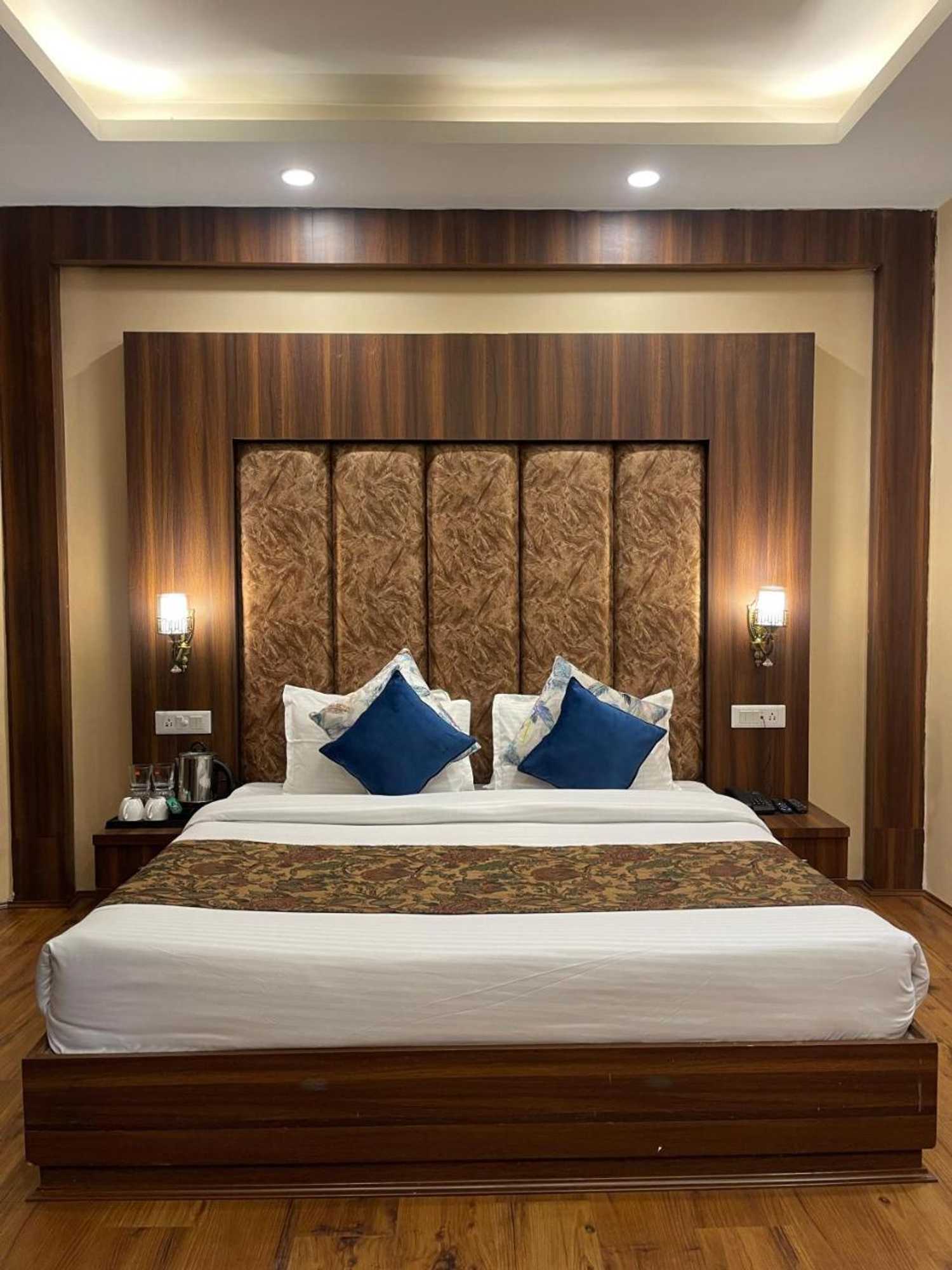 Gift card for Hotel Zoon Dabb Srinagar Airport Kashmir