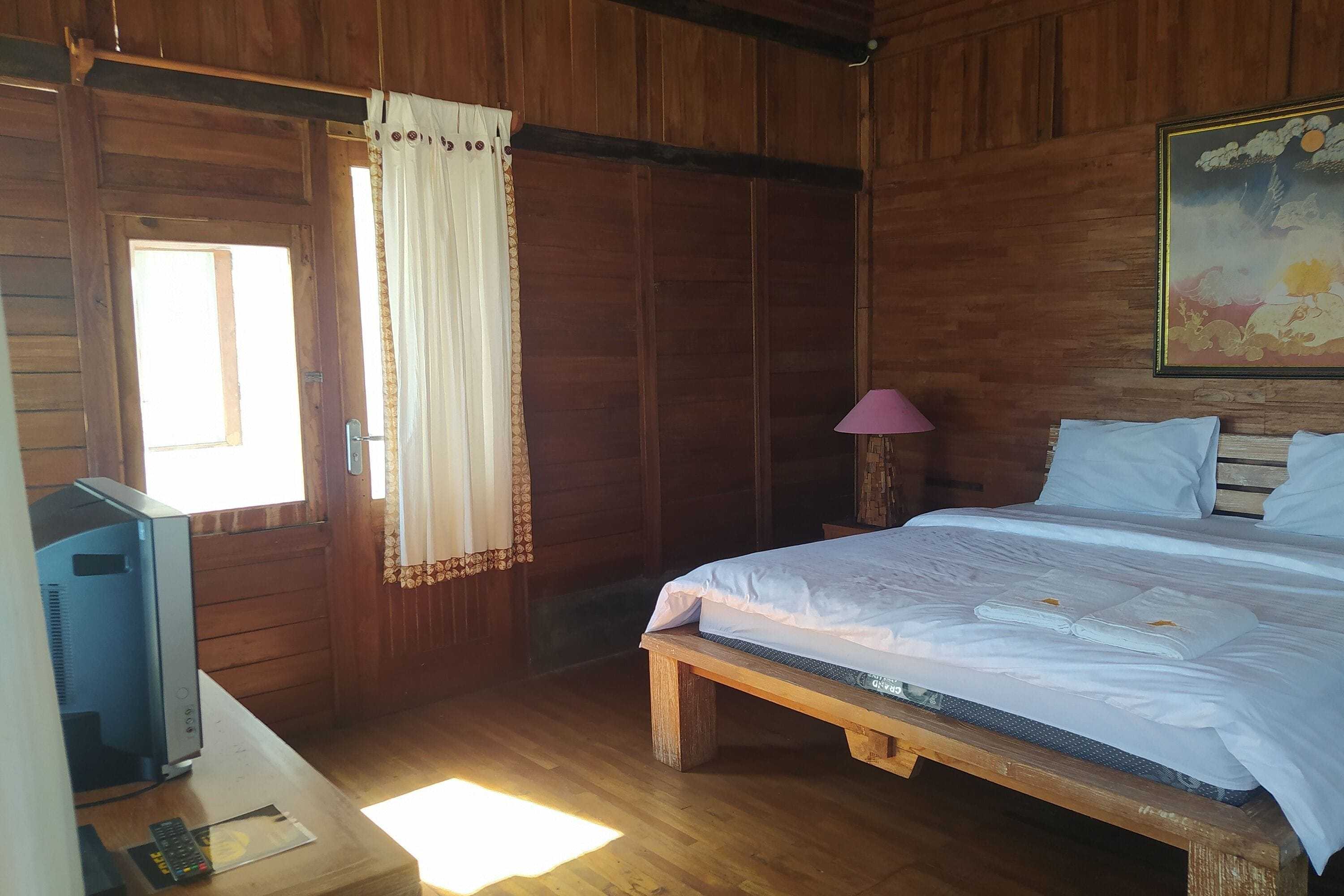 Gift card for Villa Joglo Paris