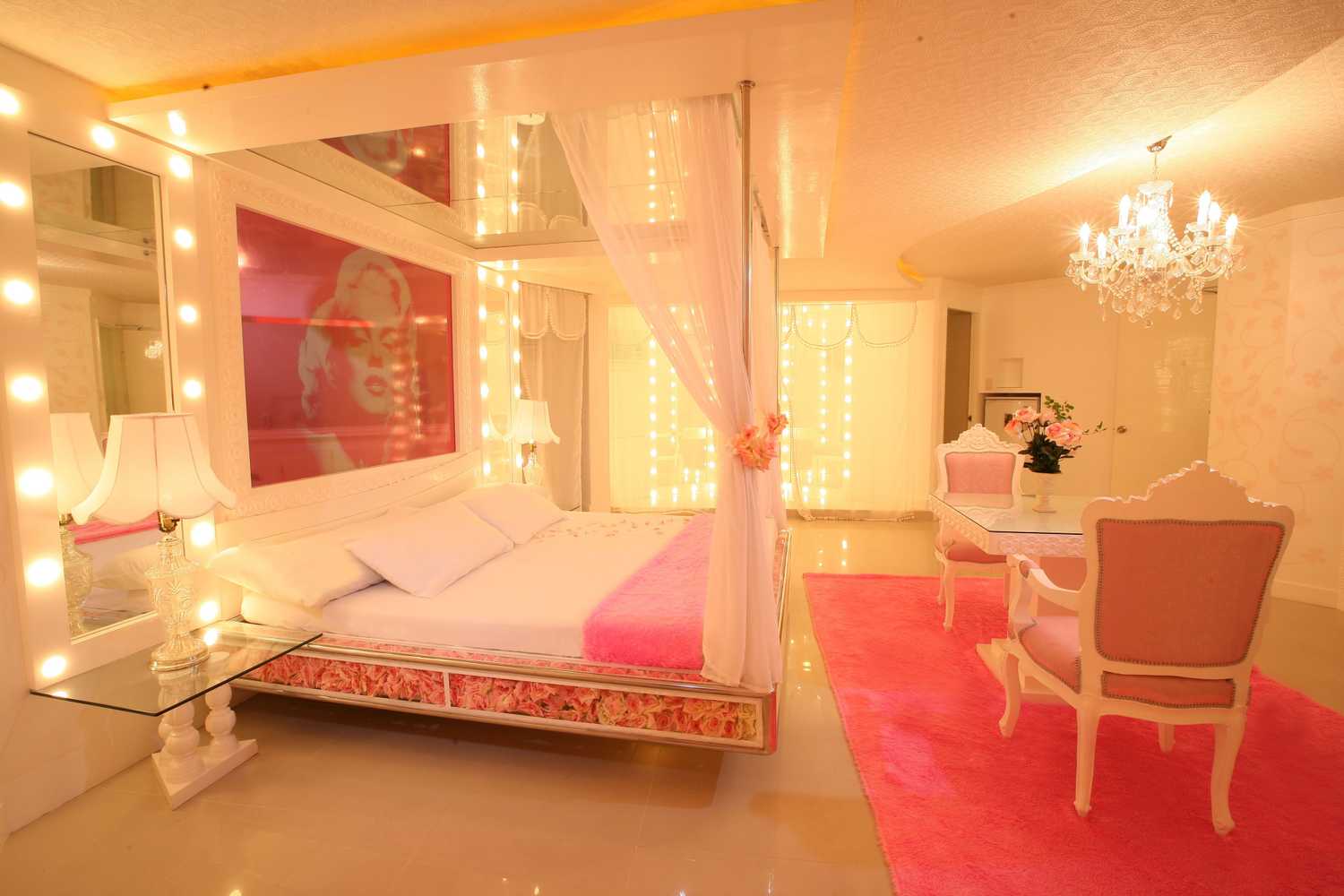 Gift card for Victoria Court Hillcrest - Pasig Gift card for Victoria Court Hillcrest - Pasig