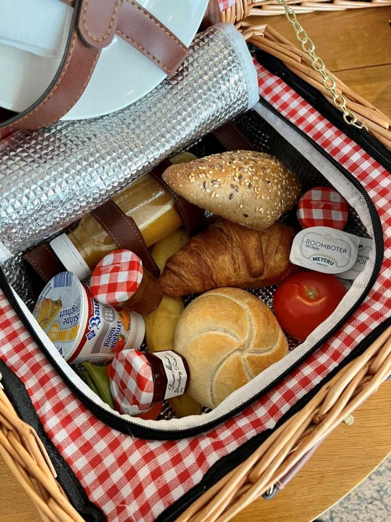 Gift card for B & B M 3