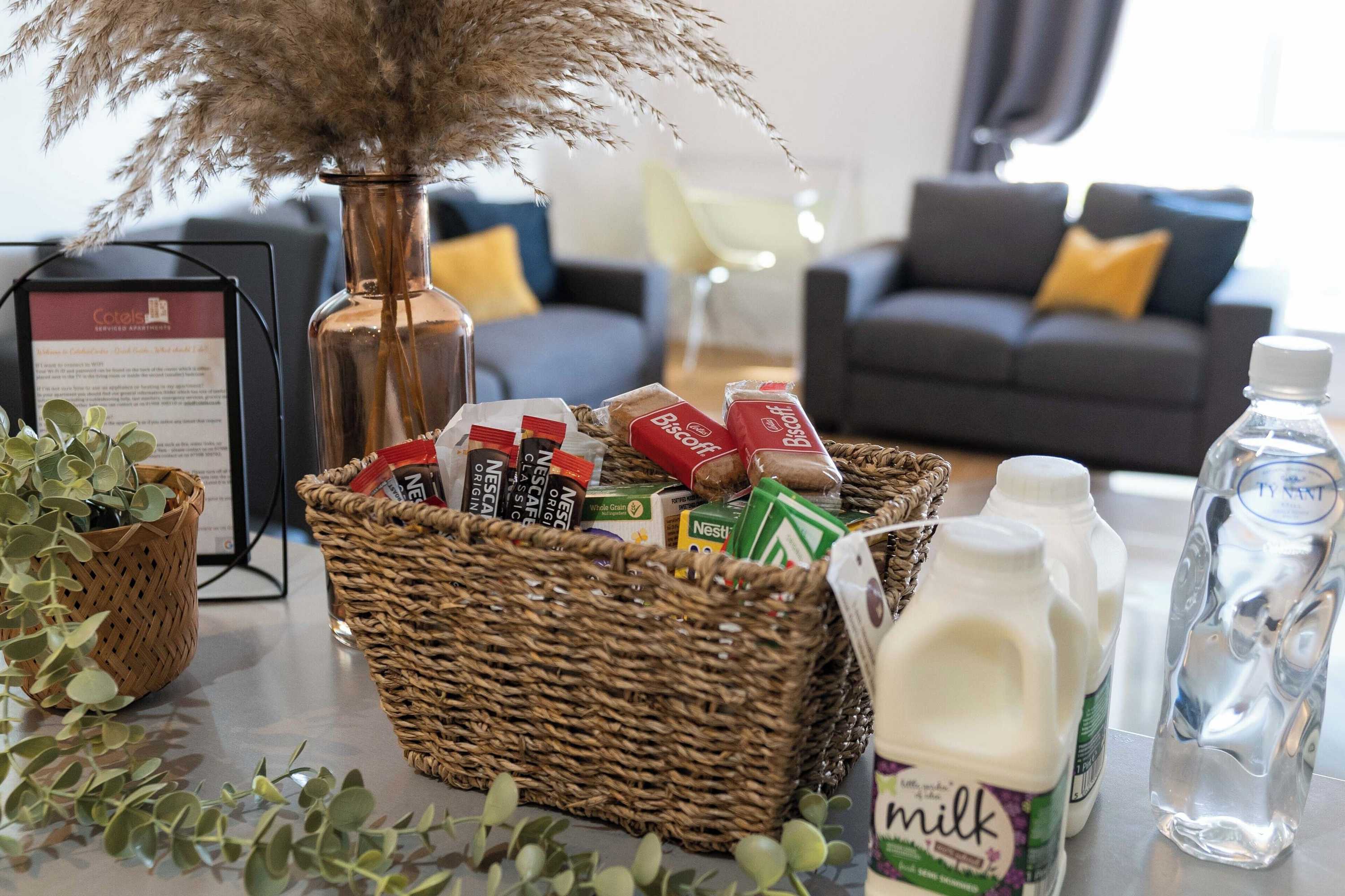 Gift card for Cotels Centro - Central Location, Parking, Fibre Wifi, Smart Tv, Fully Equipped Kitchen Gift card for Cotels Centro - Central Location, Parking, Fibre Wifi, Smart Tv, Fully Equipped Kitchen