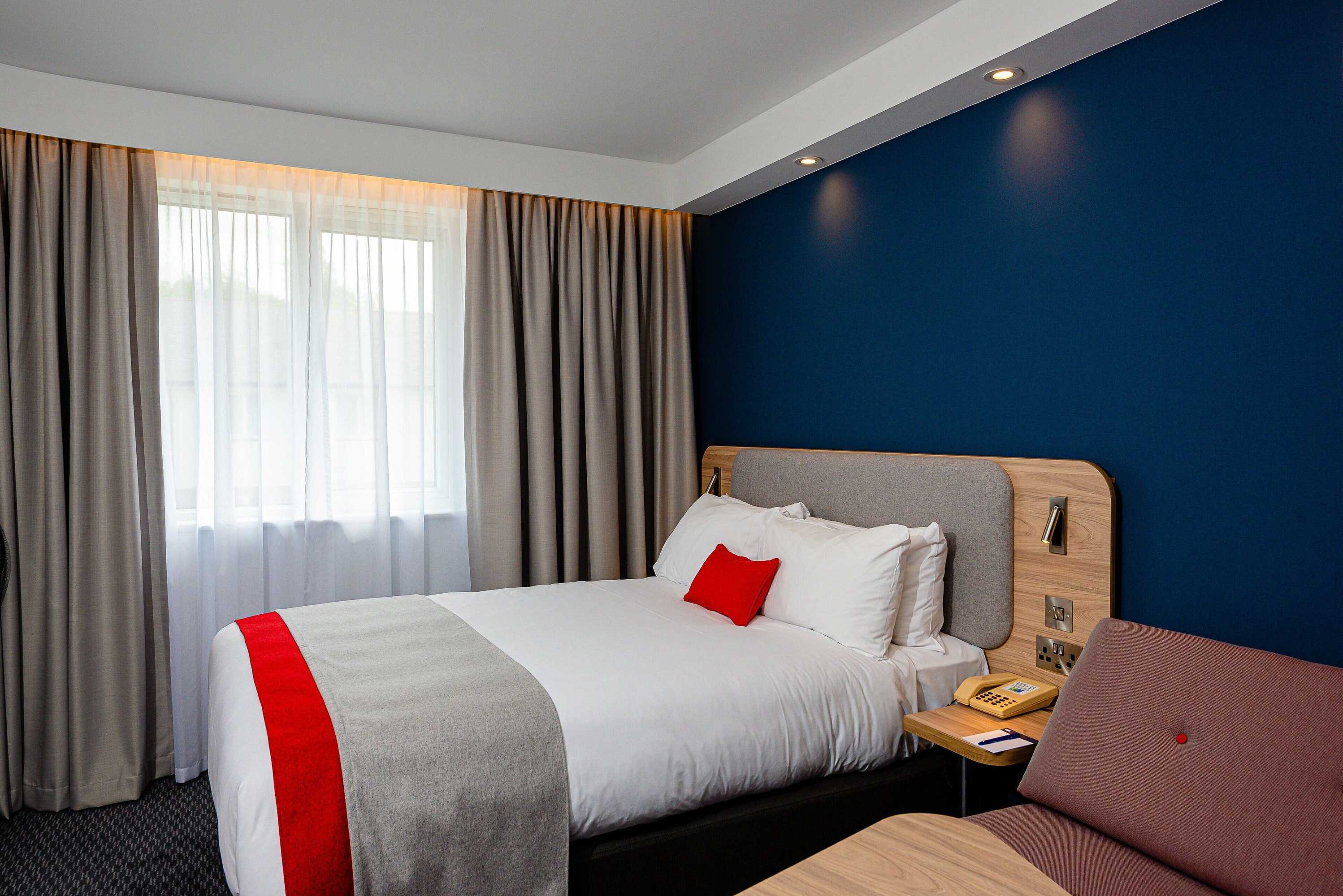 Gift card for Holiday Inn Express Canterbury by Ihg Gift card for Holiday Inn Express Canterbury by Ihg