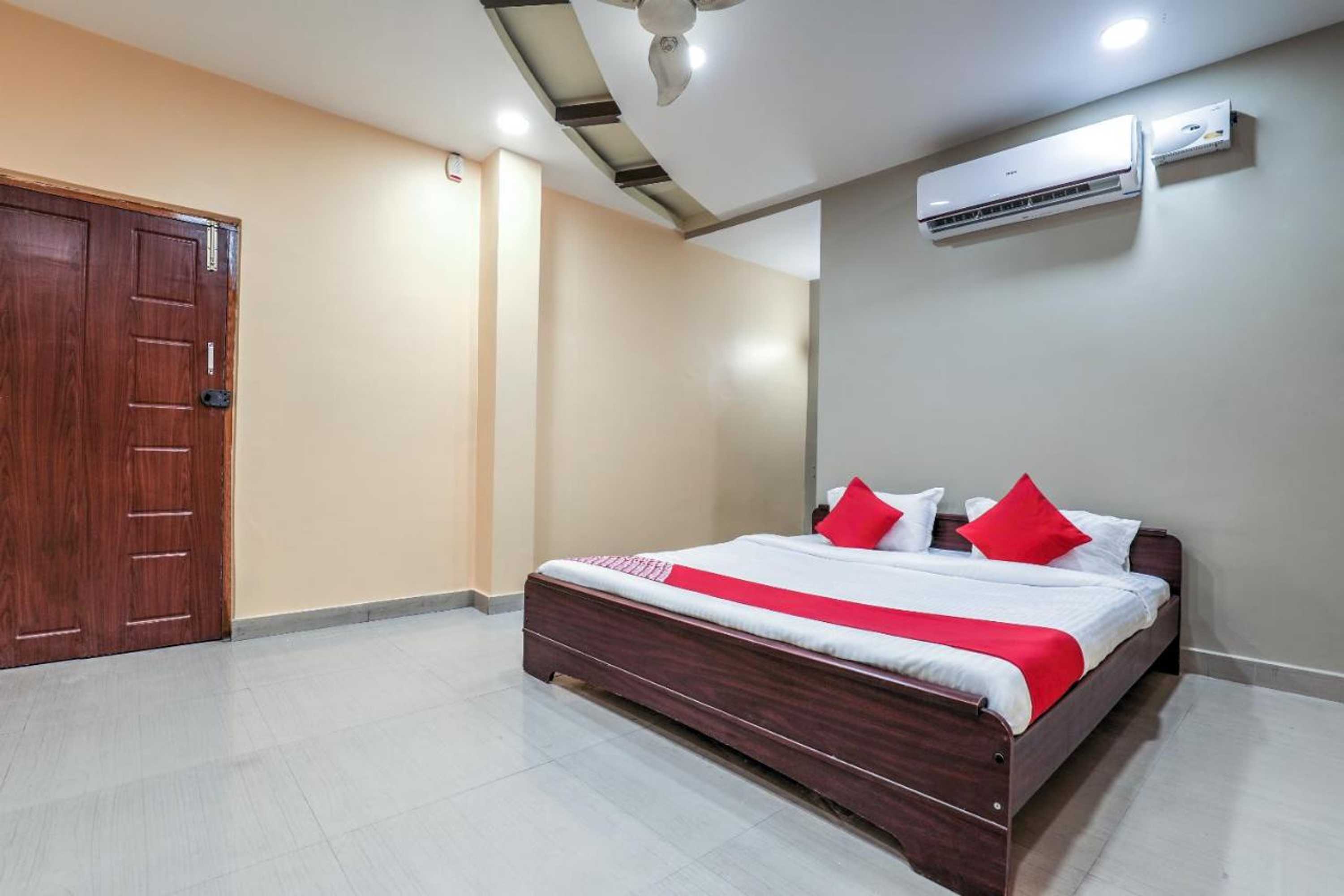 Gift card for Super Oyo Hotel O Sathya Inn Gift card for Super Oyo Hotel O Sathya Inn