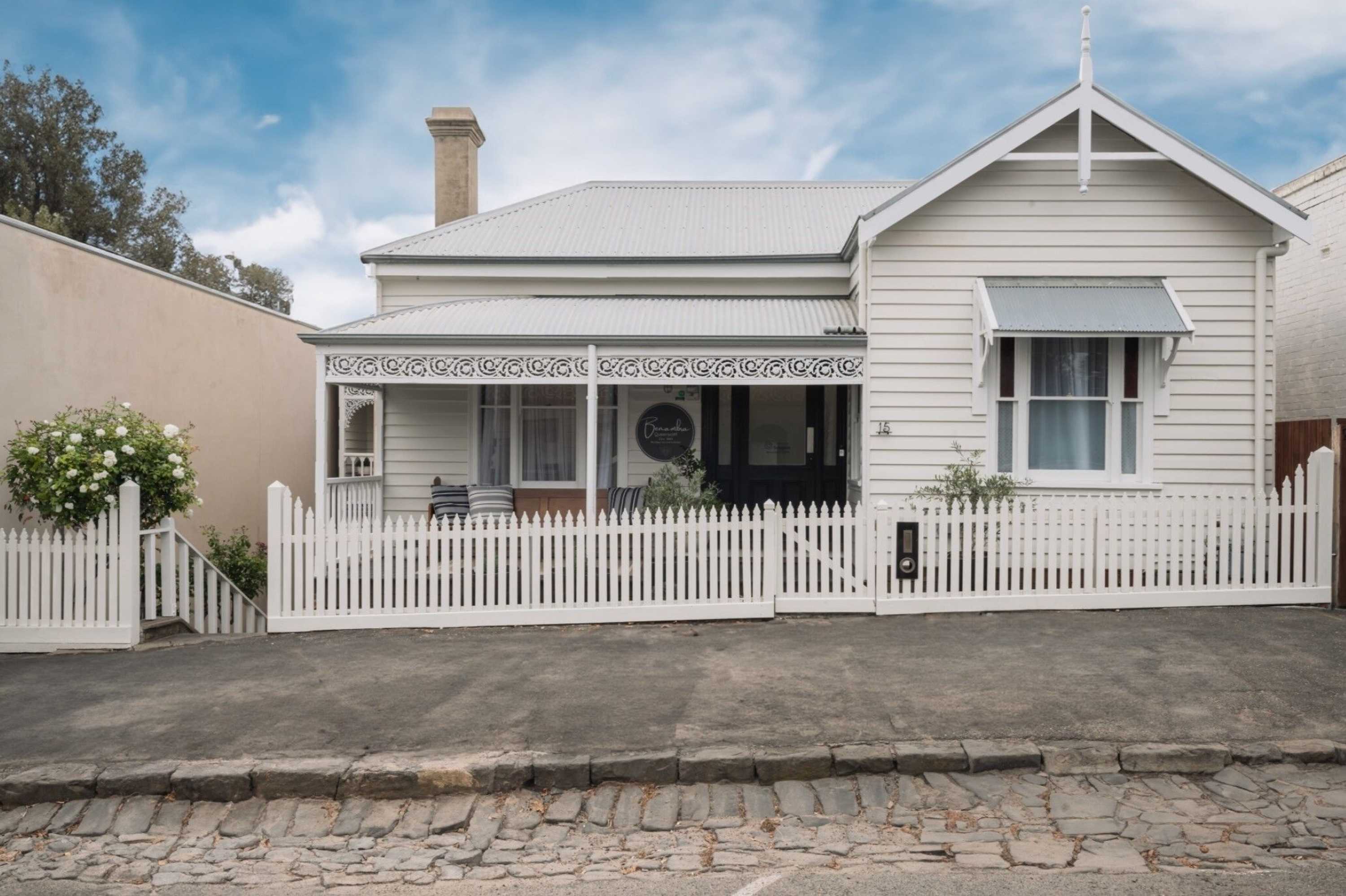 Gift card for Benambra Boutique Accommodation - C1883 'rosebud Room' Gift card for Benambra Boutique Accommodation - C1883 'rosebud Room'