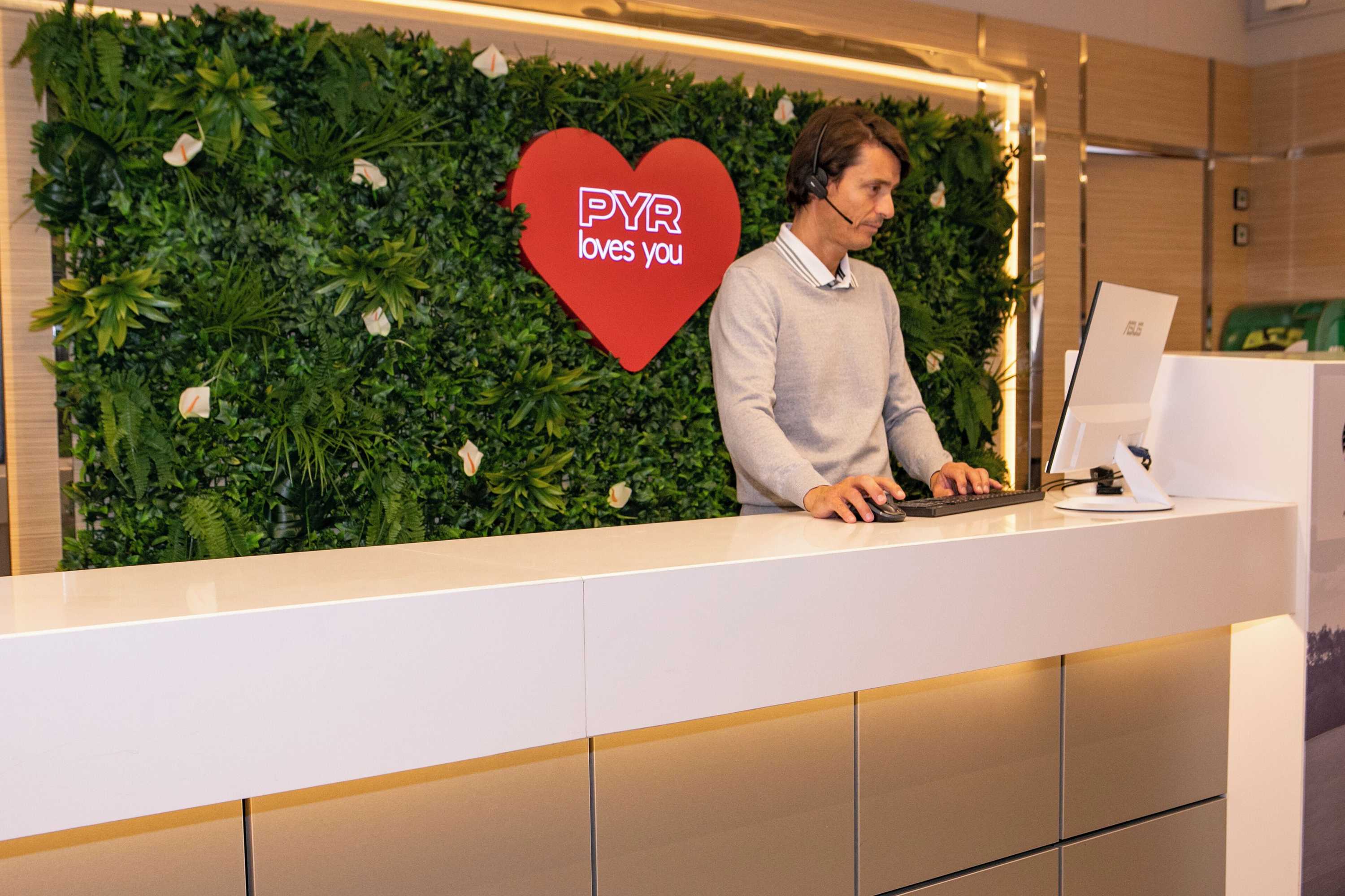 Gift card for Aparthotel Pyr Fuengirola Gift card for Aparthotel Pyr Fuengirola