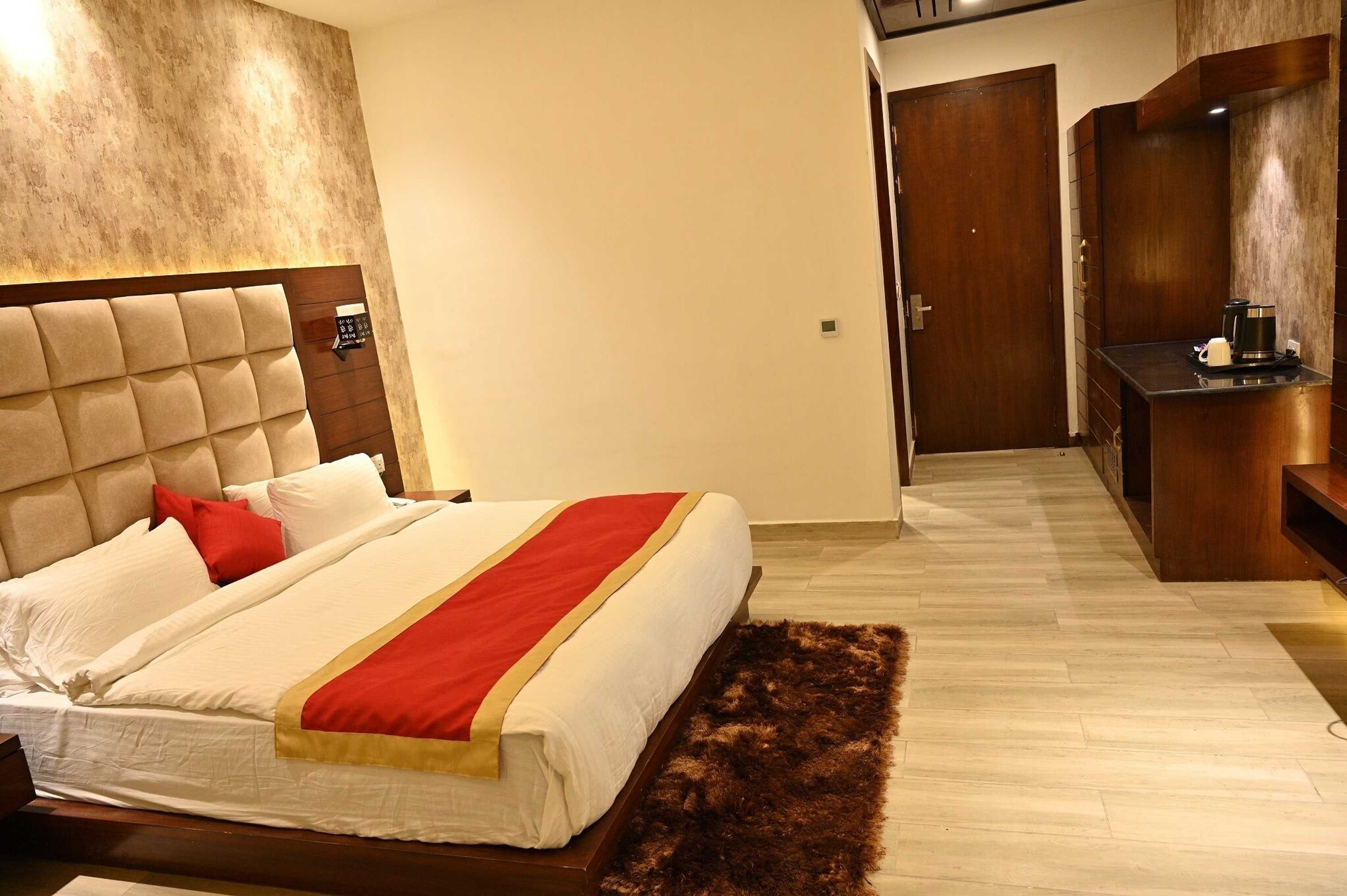 Gift card for Hotel Aakriti Clarks Inn Express Gift card for Hotel Aakriti Clarks Inn Express