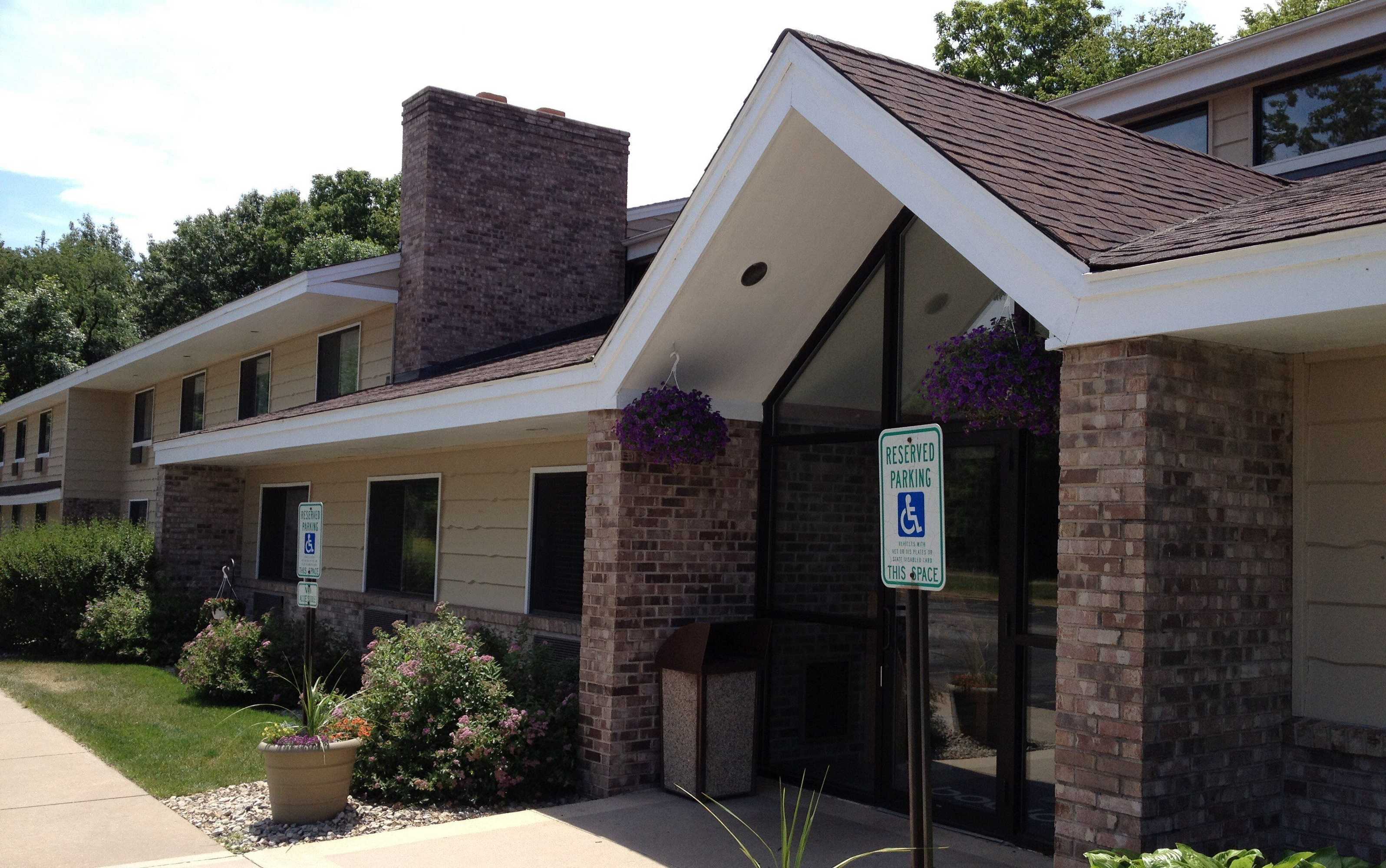 Gift card for Boarders Inn & Suites by Cobblestone Hotels - Ripon Gift card for Boarders Inn & Suites by Cobblestone Hotels - Ripon