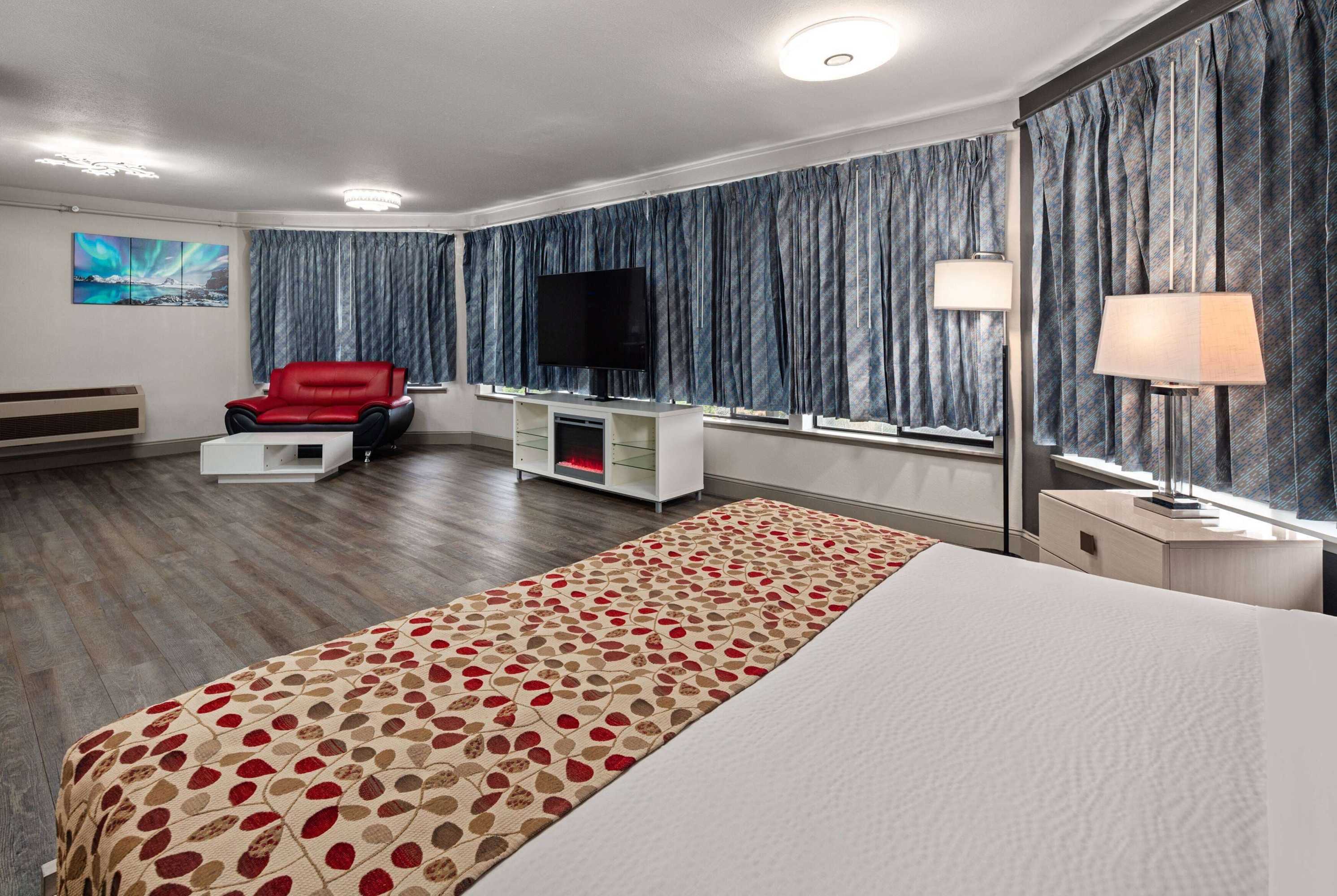 Gift card for Days Inn by Wyndham Lakewood South Tacoma Gift card for Days Inn by Wyndham Lakewood South Tacoma