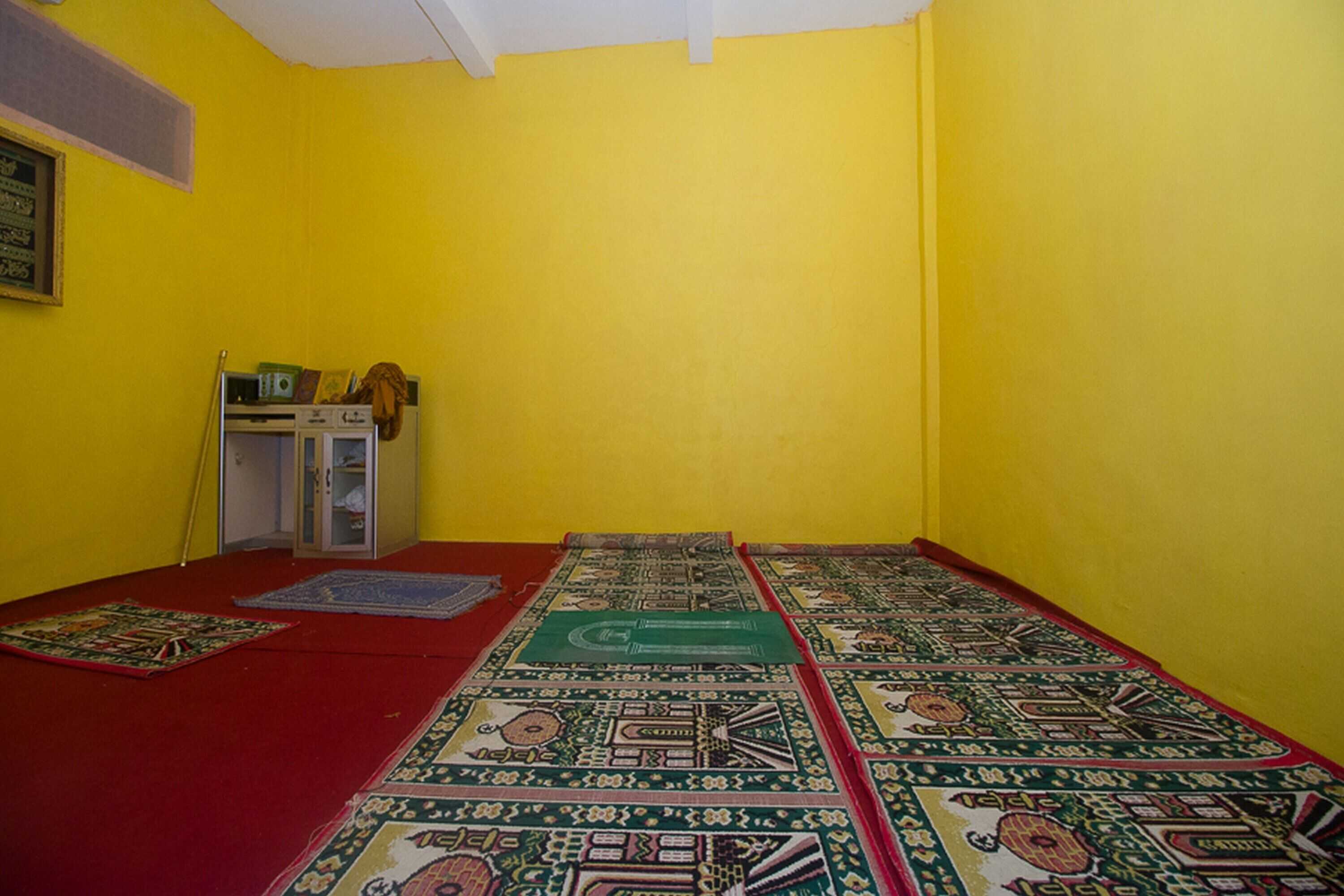 Gift card for Reddoorz Syariah Near Keraton Sumenep Gift card for Reddoorz Syariah Near Keraton Sumenep
