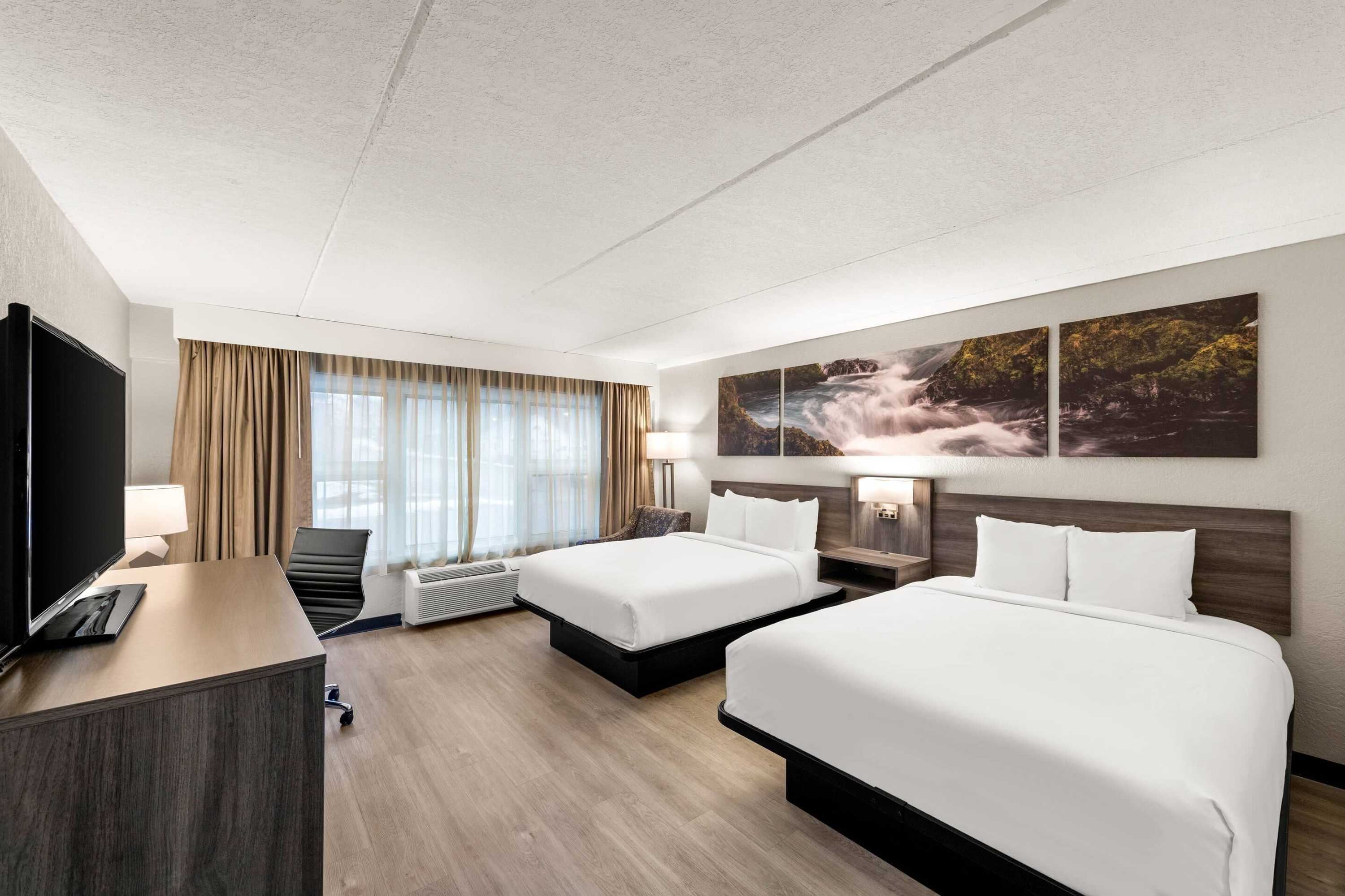 Gift card for Clarion Pointe Rhinelander Downtown