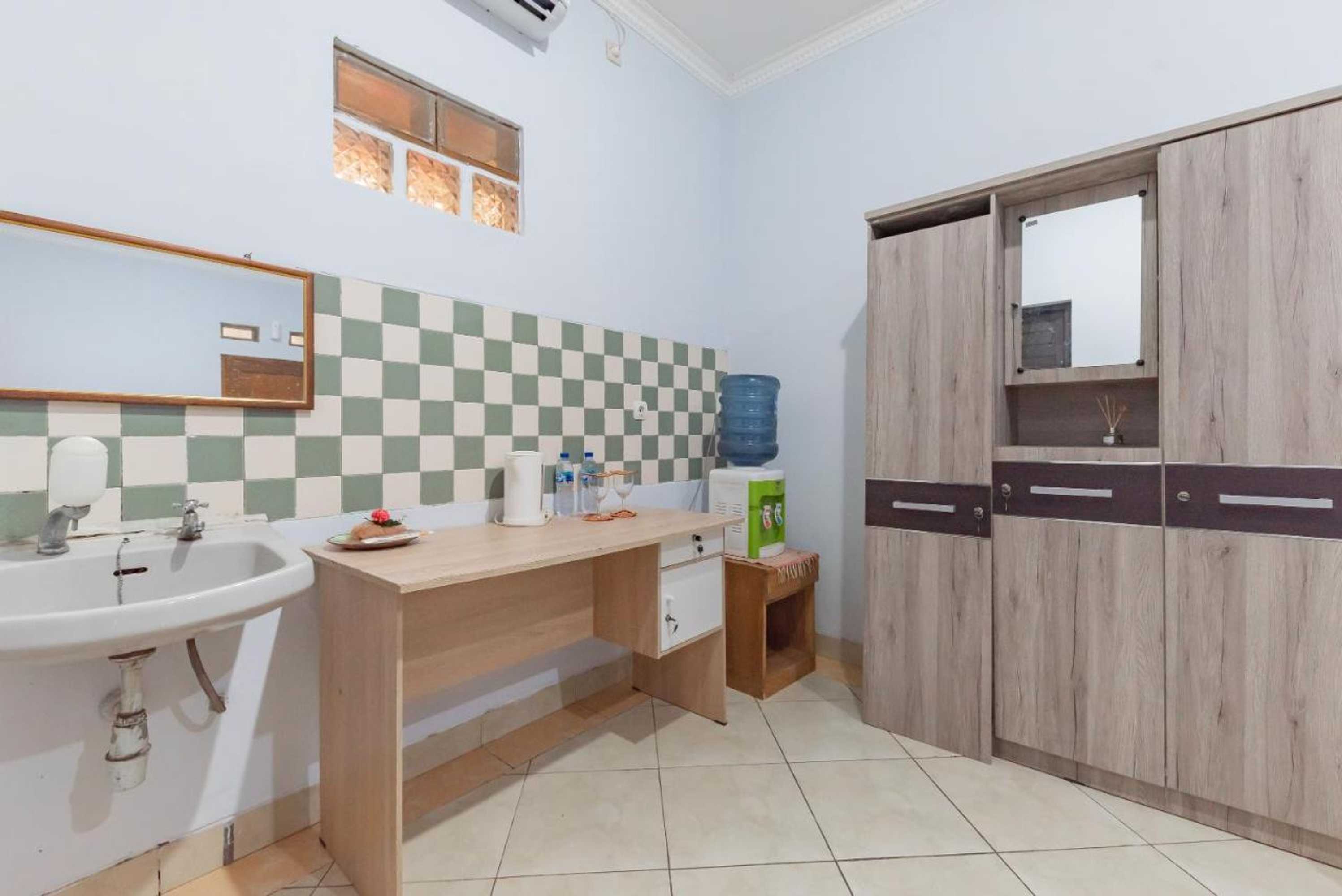 Gift card for Reddoorz Syariah Near Alun Alun Sumedang