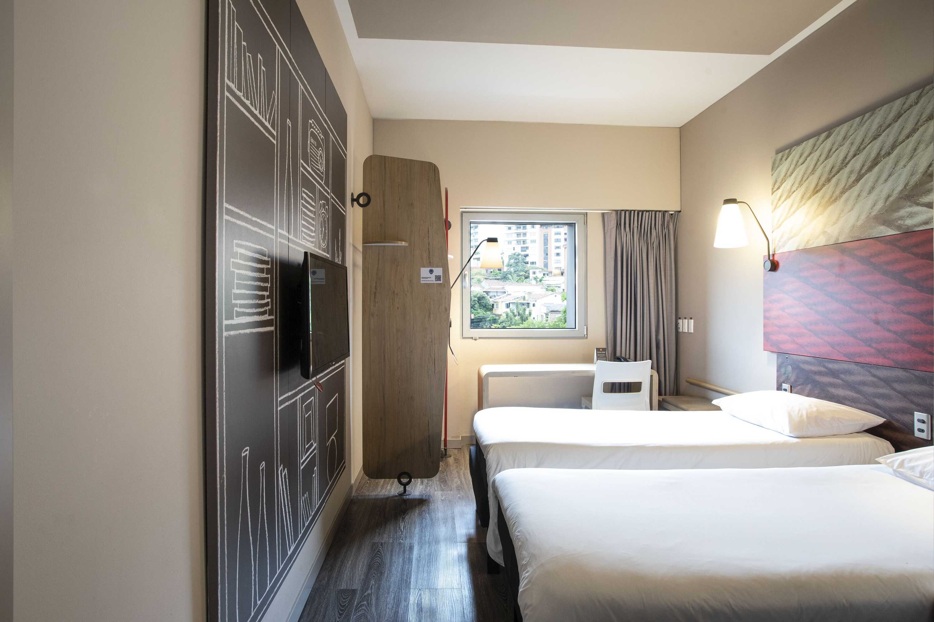 Gift card for Ibis Cali Granada Gift card for Ibis Cali Granada