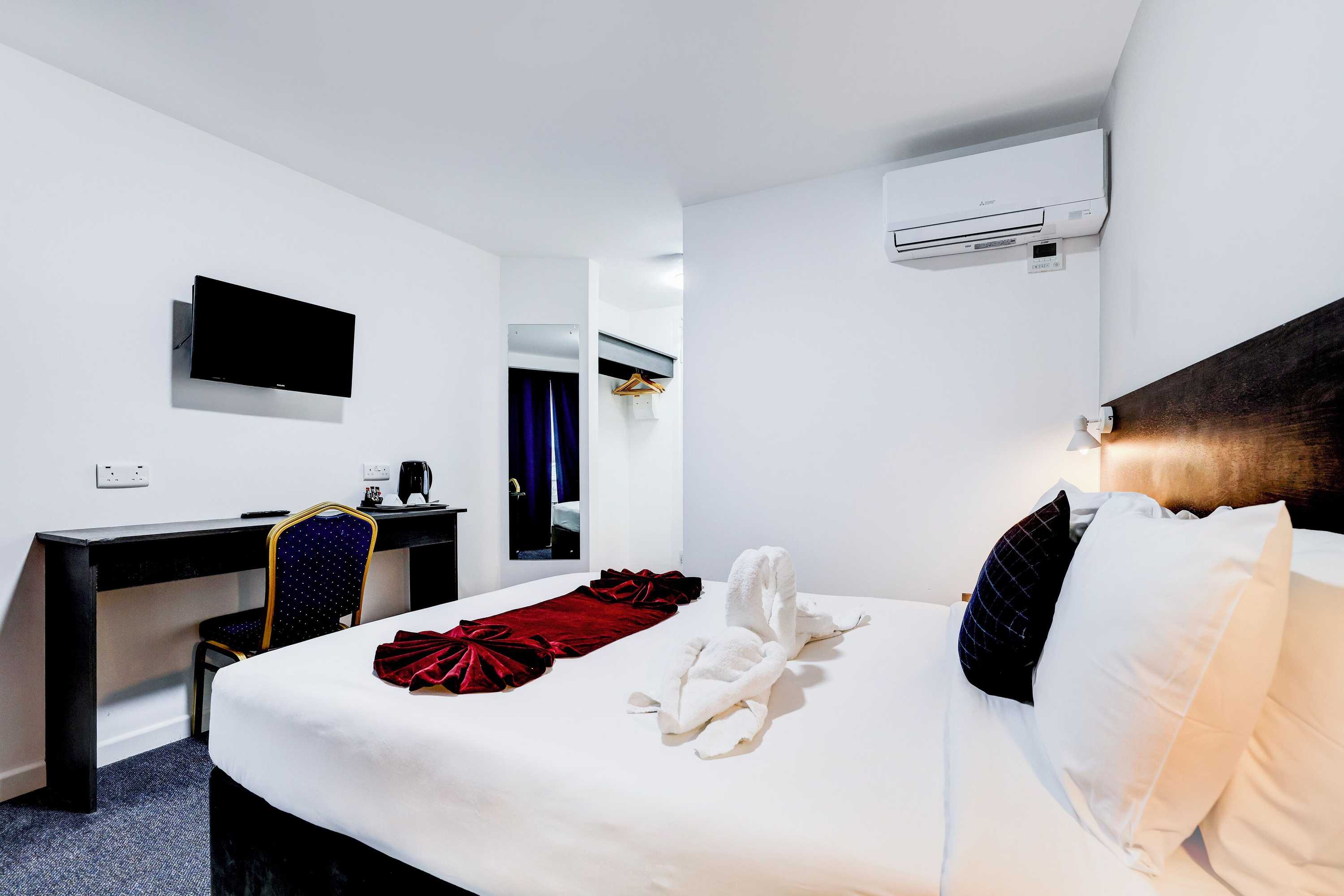 Gift card for Oyo The Chiltern Hotel