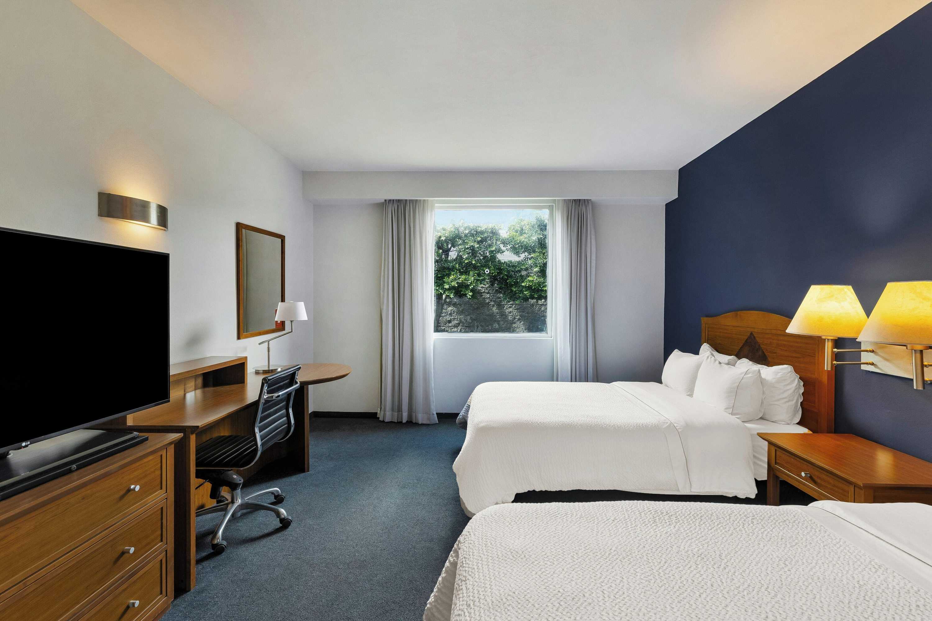 Gift card for Fiesta Inn Express San Luis Potosí Oriente