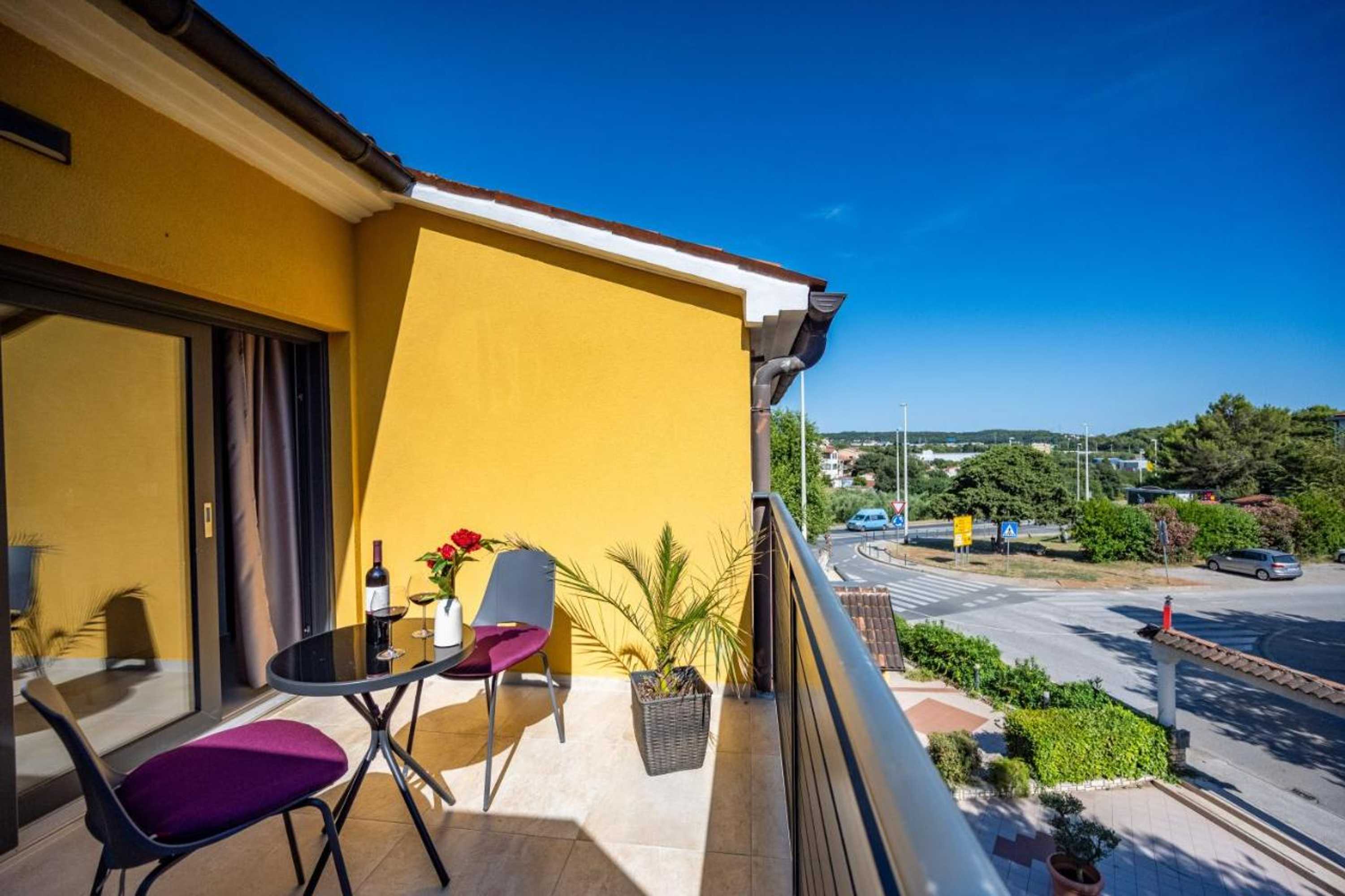 Gift card for Rooms With Free Parking