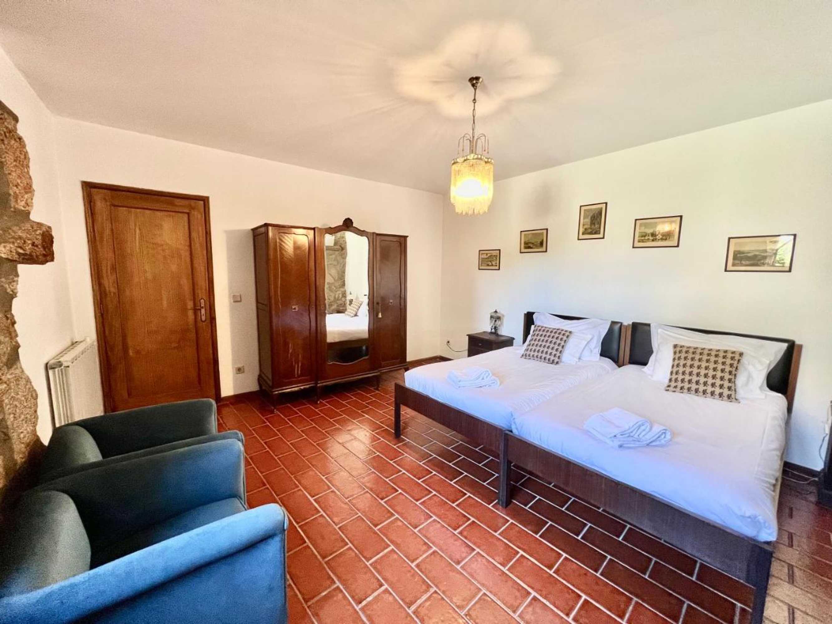 Gift card for Quinta do Casarão by Vinteoito - Casa de Campo Com Piscina