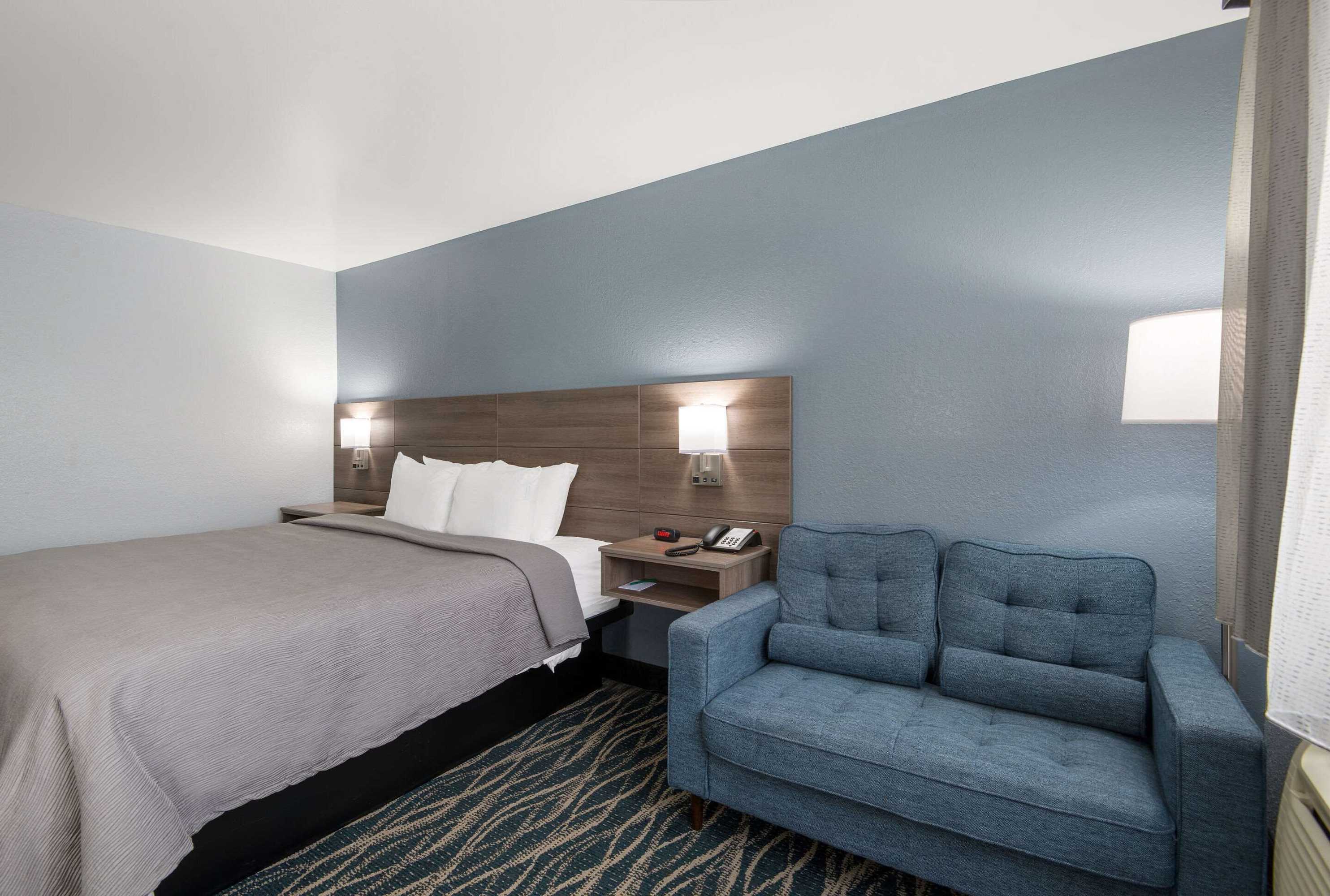 Gift card for Quality Inn Oneida Near Casino
