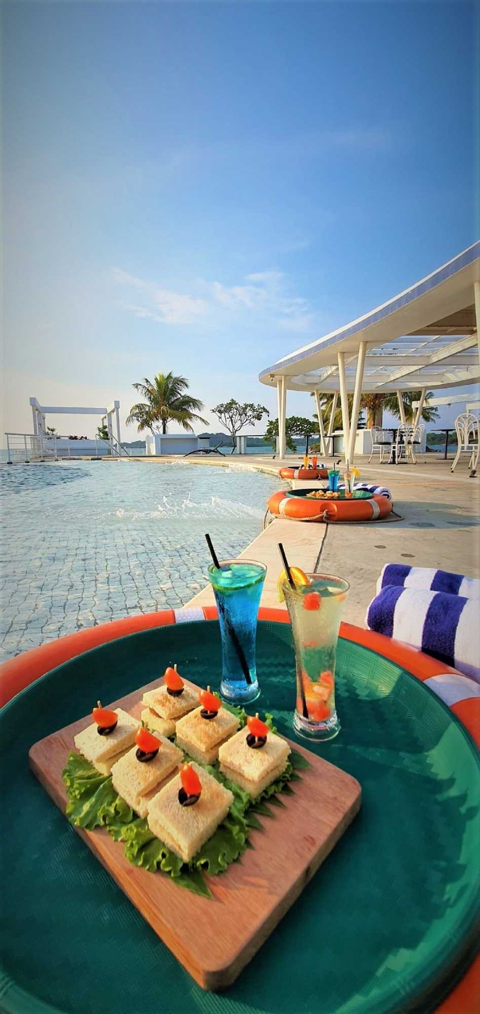Gift card for Doulos Phos The Ship Hotel Gift card for Doulos Phos The Ship Hotel